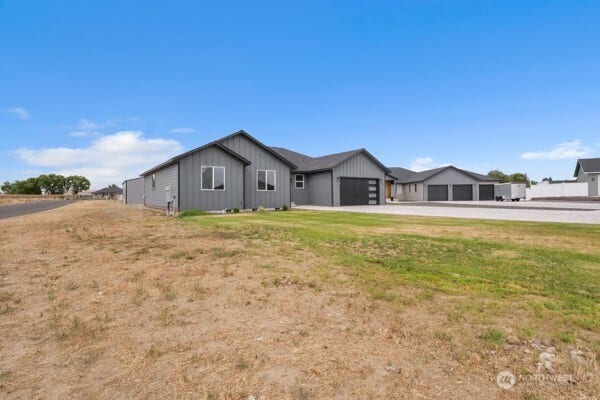 6428 Road 2.05 NE, Moses Lake, WA 98837 6428 Road 2.05 NE, Moses Lake, WA 98837