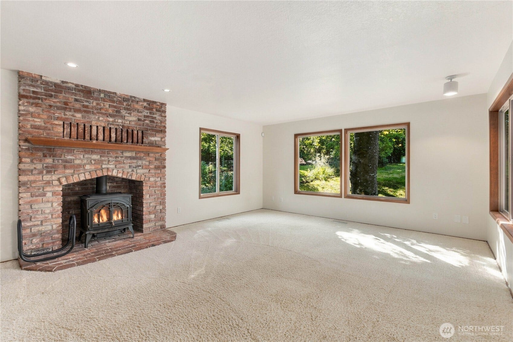 14730 Connelly Road, Snohomish, WA 98296 14730 Connelly Road, Snohomish, WA 98296