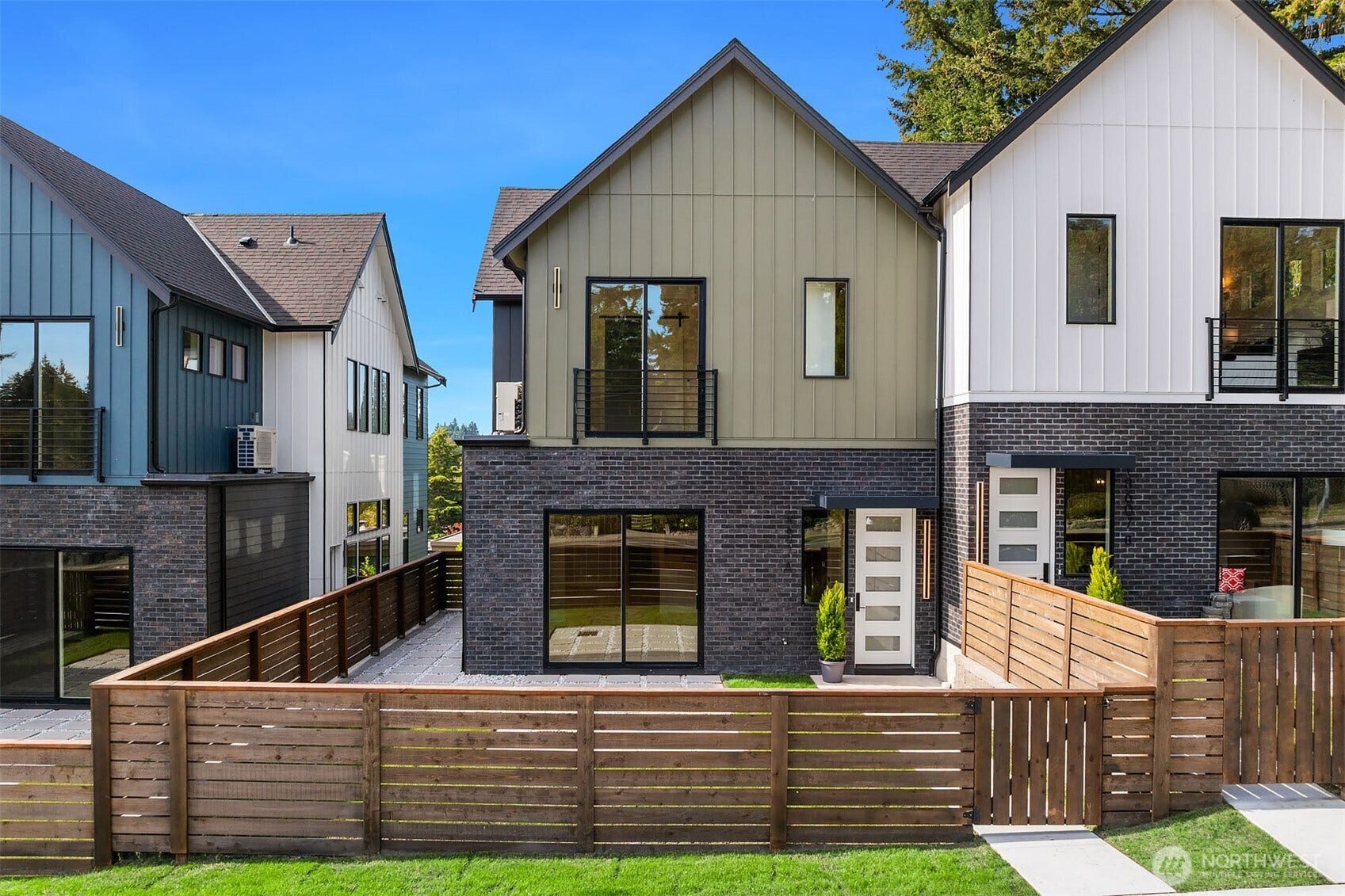 18607 A 104th Avenue NE, Bothell, WA 98011 18607 A 104th Avenue NE, Bothell, WA 98011