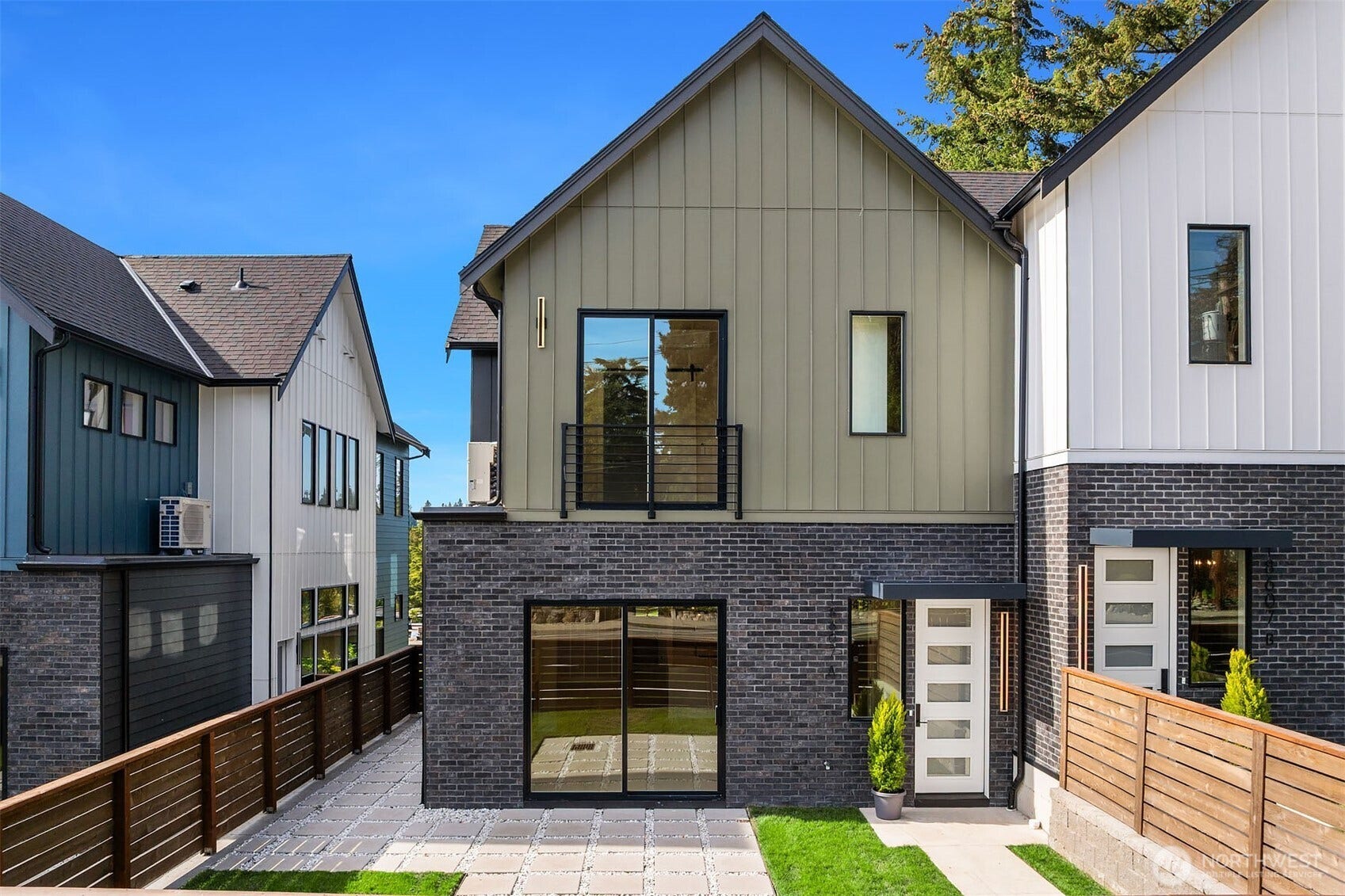 18607 A 104th Avenue NE, Bothell, WA 98011 18607 A 104th Avenue NE, Bothell, WA 98011