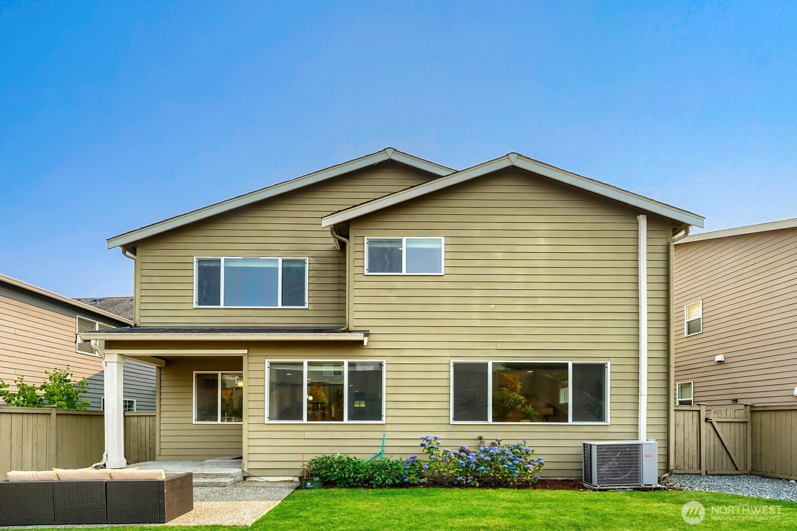 34211 SE Nye Street, Snoqualmie, WA 98065 34211 SE Nye Street, Snoqualmie, WA 98065