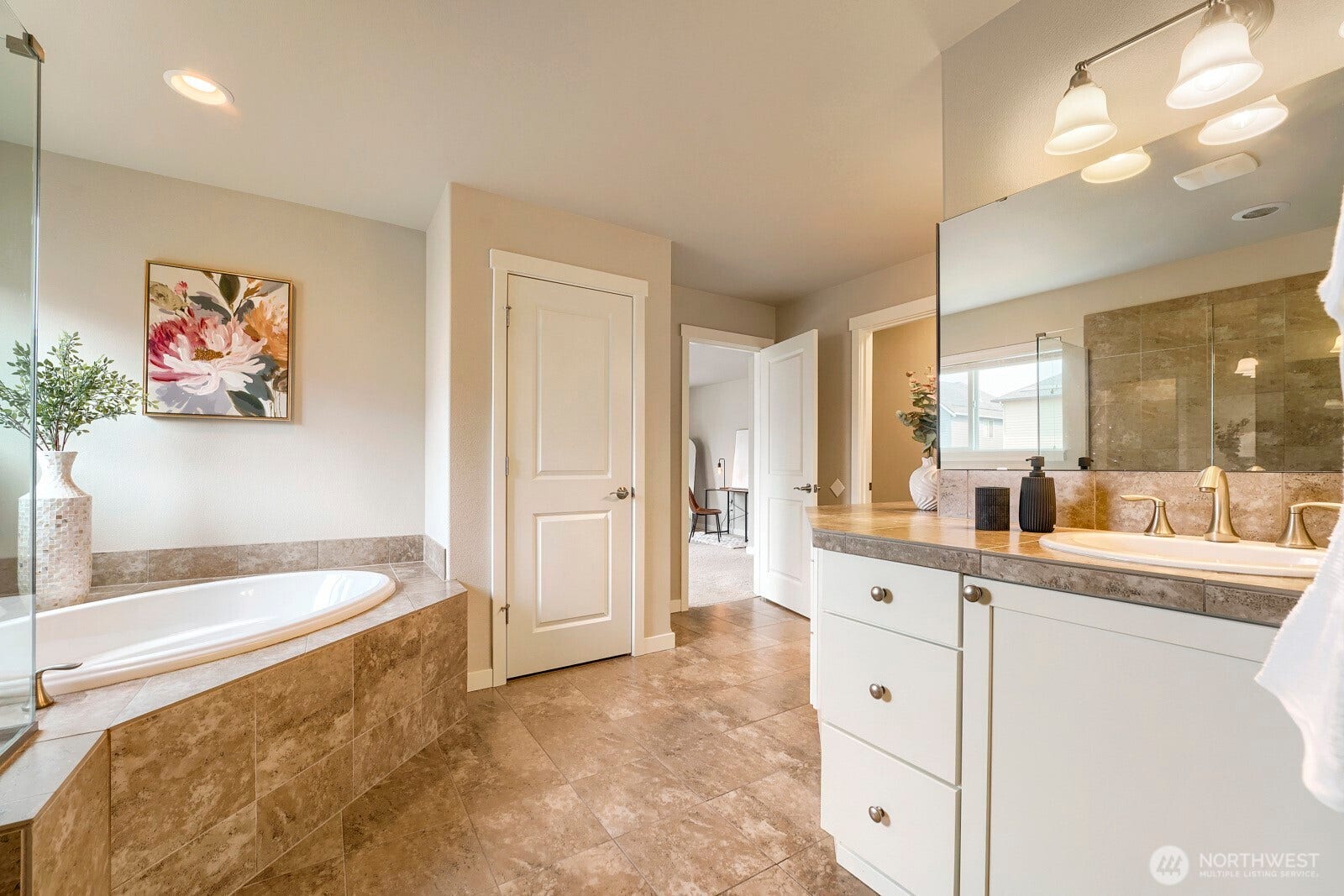 34211 SE Nye Street, Snoqualmie, WA 98065 34211 SE Nye Street, Snoqualmie, WA 98065