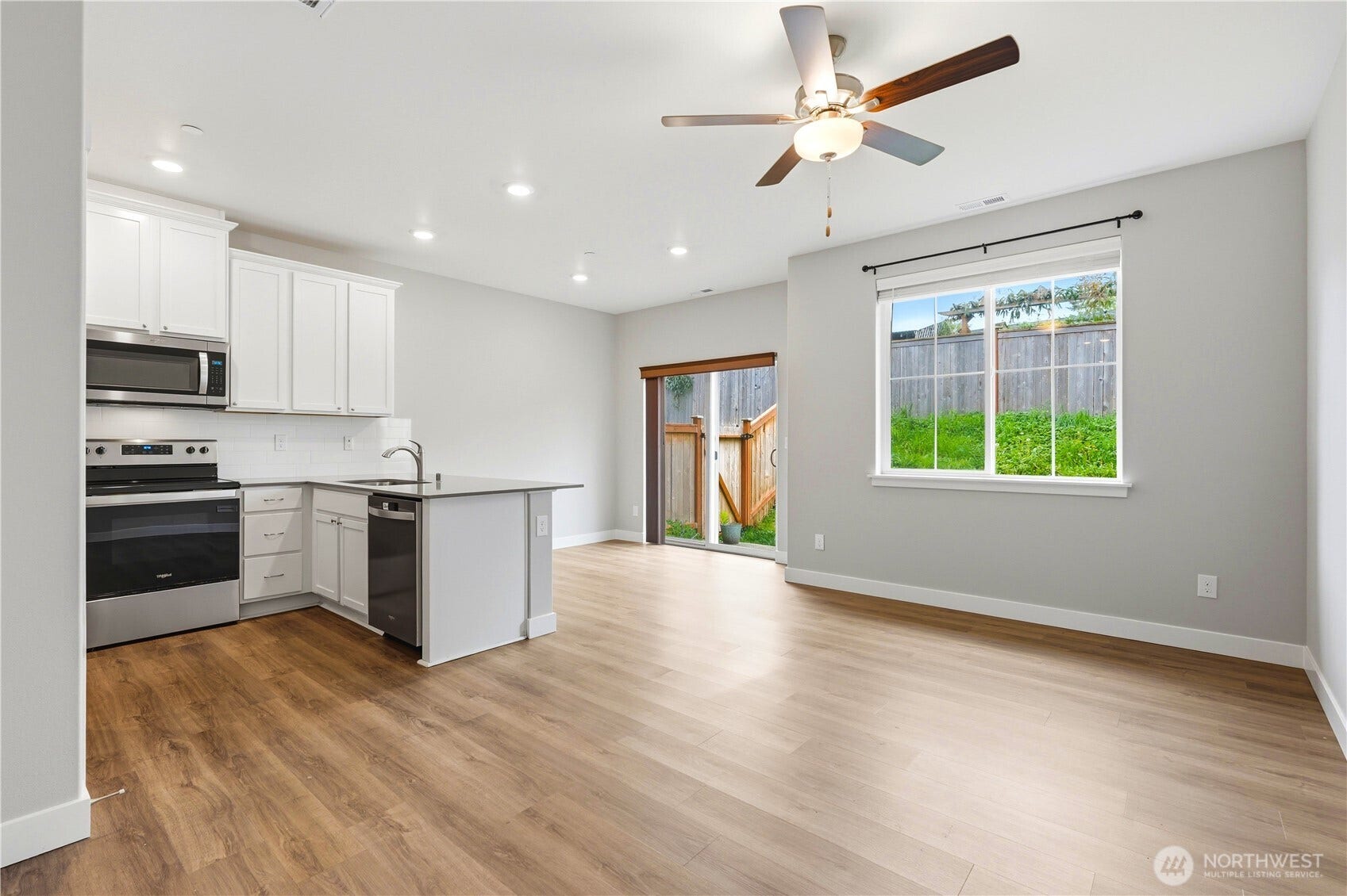 8405 Gilman Way, Arlington, WA 98223