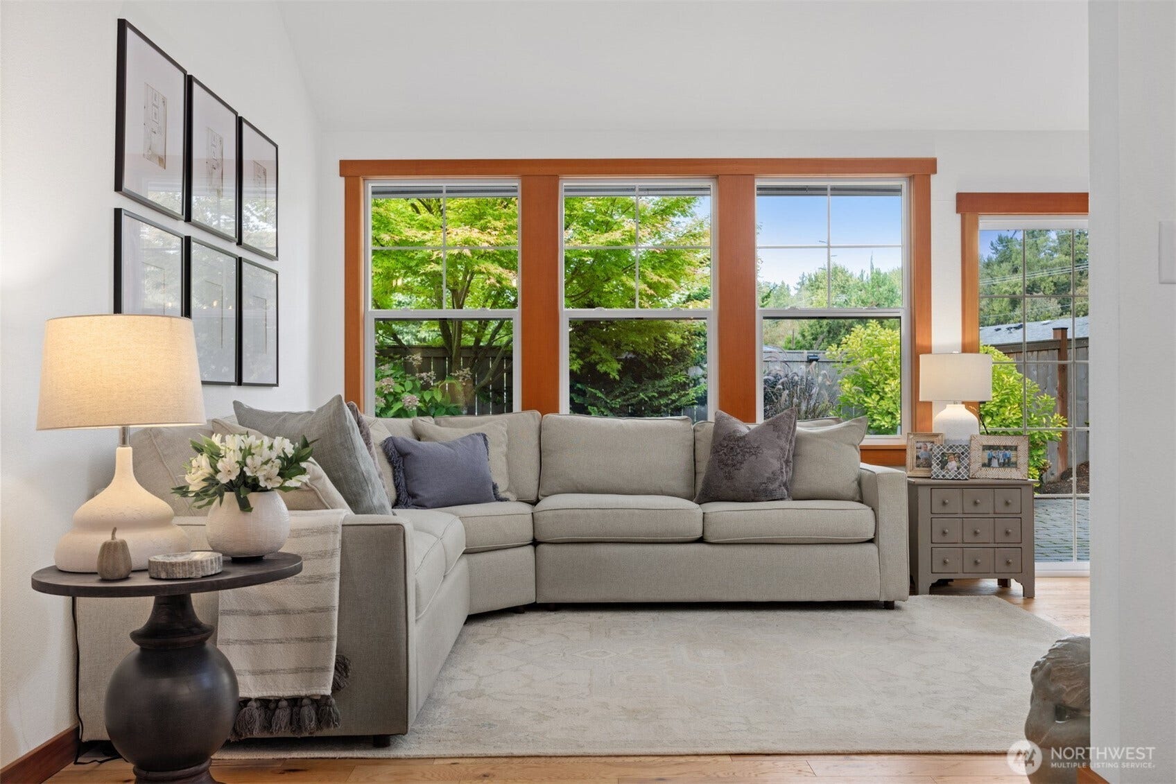 3793 Greenville Place, Bellingham, WA 98226 Another view of half of this large living room.