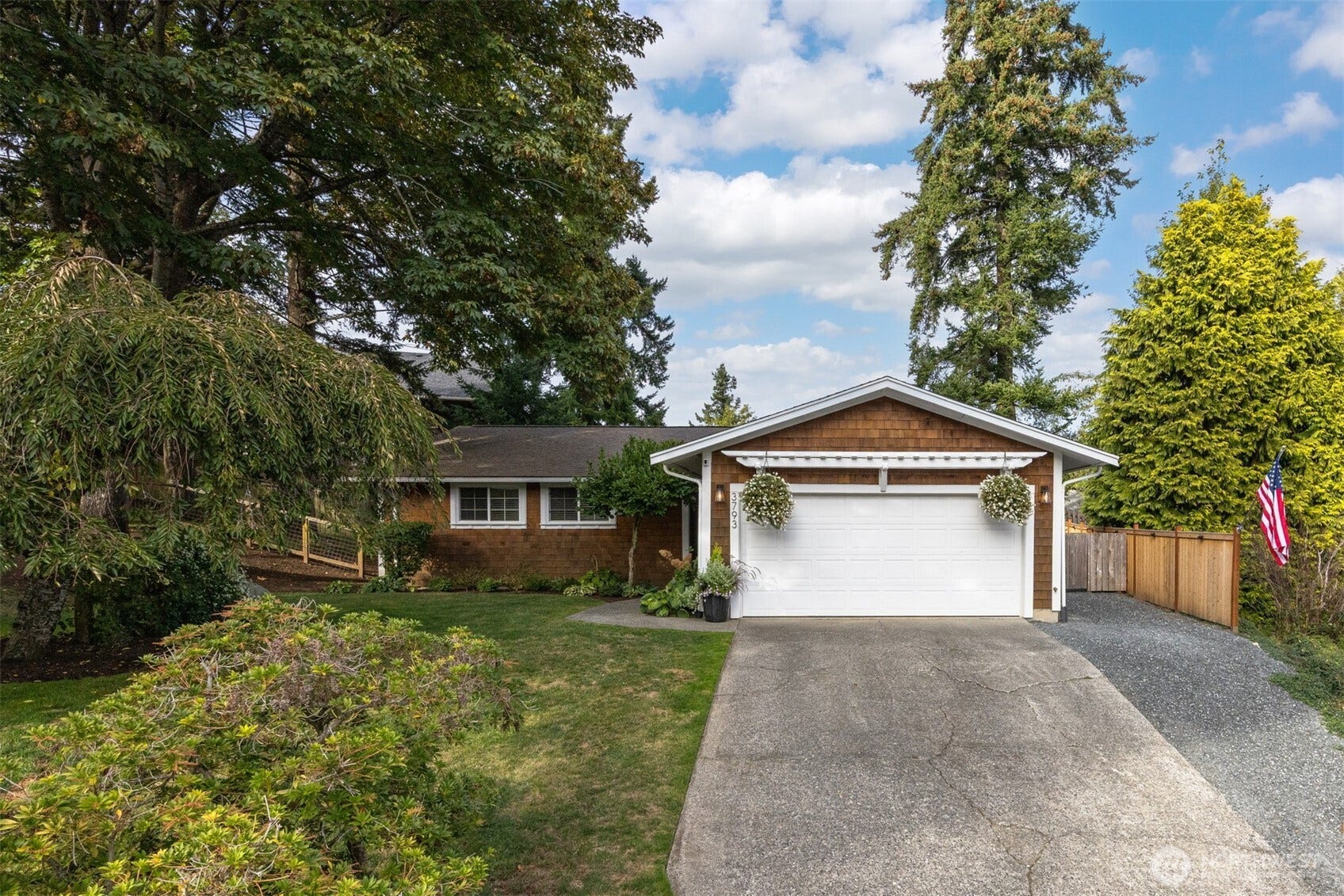 3793 Greenville Place, Bellingham, WA 98226 Looking at this large parcel of almost 8,000 sf.