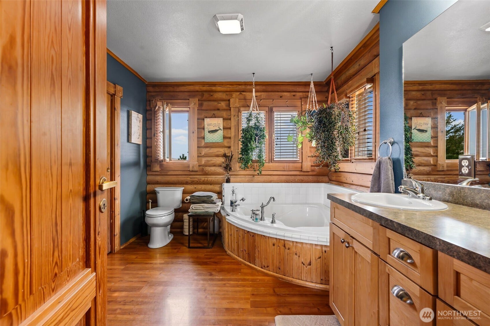 245 Scogin Lane, Yakima, WA 98908 245 Scogin Lane, Yakima, WA 98908