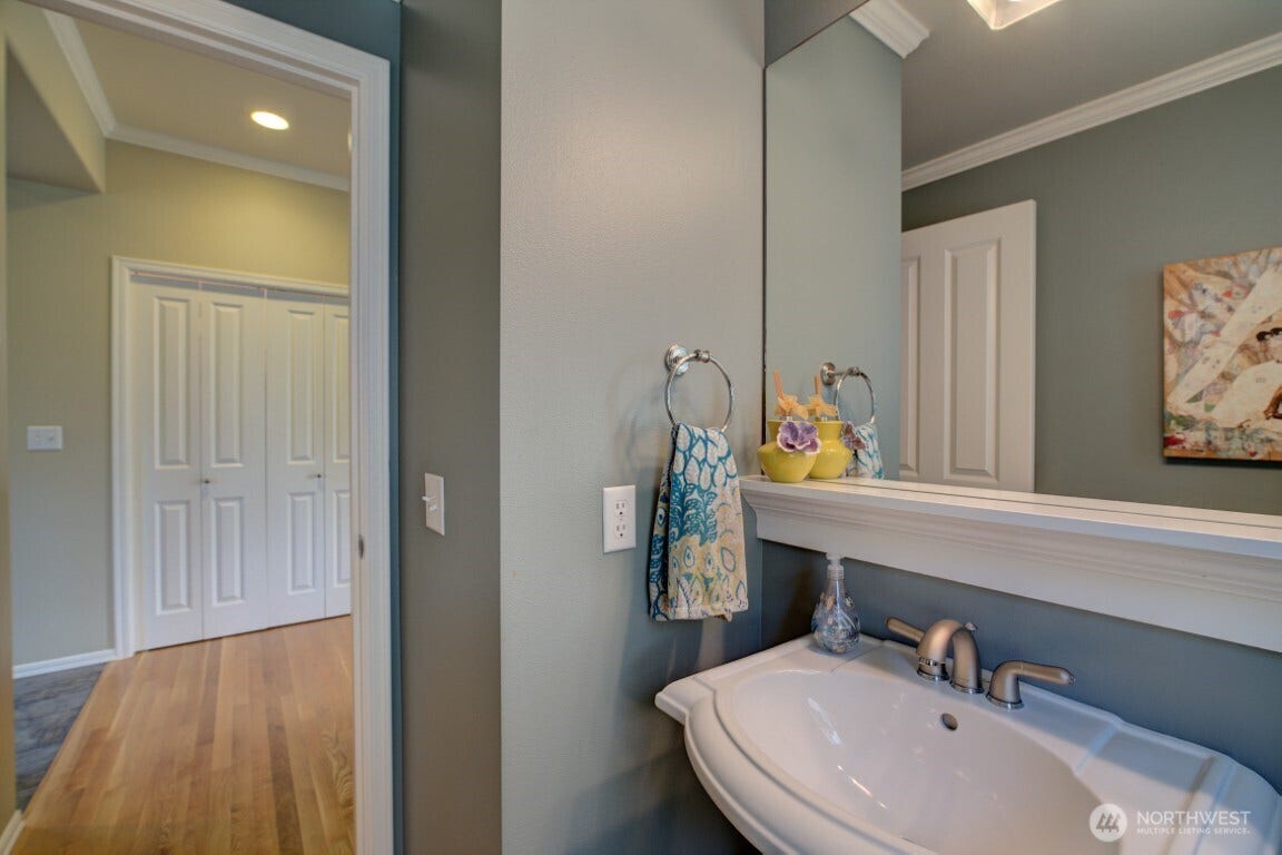 2140 NW Far Country Lane, Issaquah, WA 98027