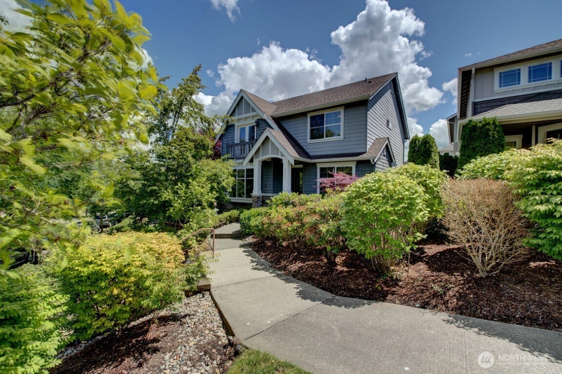 2140 NW Far Country Lane, Issaquah, WA 98027