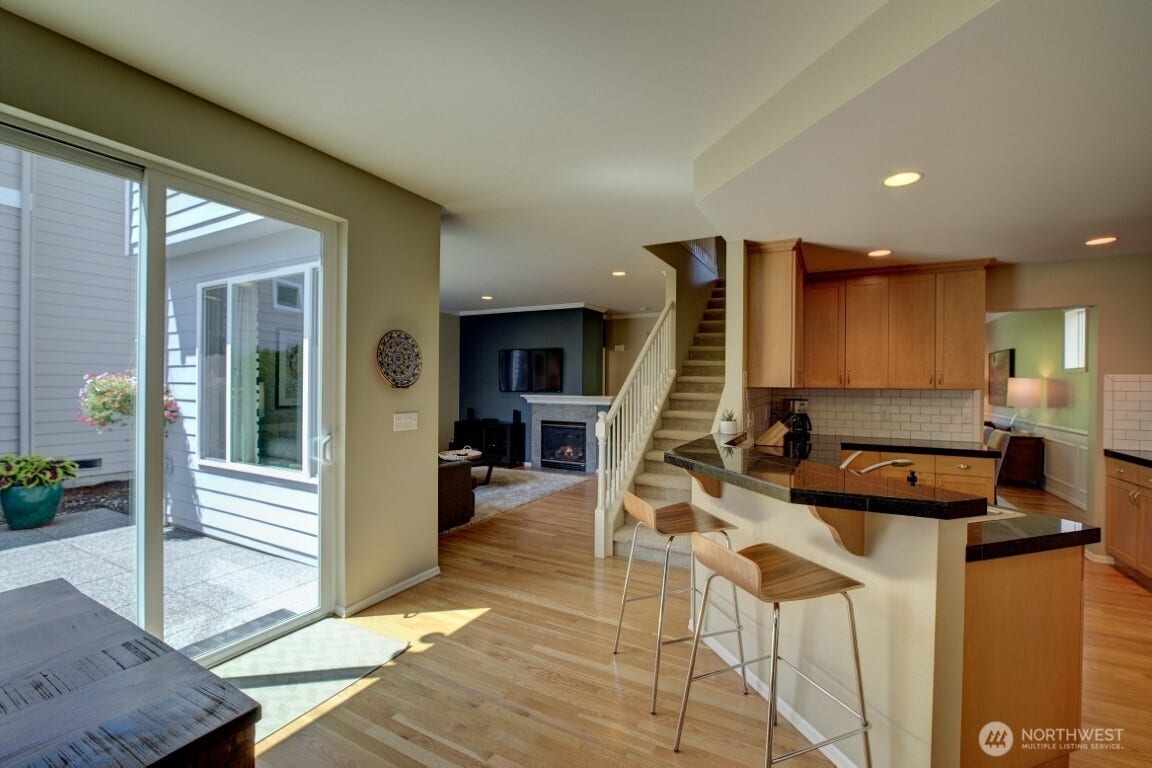 2140 NW Far Country Lane, Issaquah, WA 98027