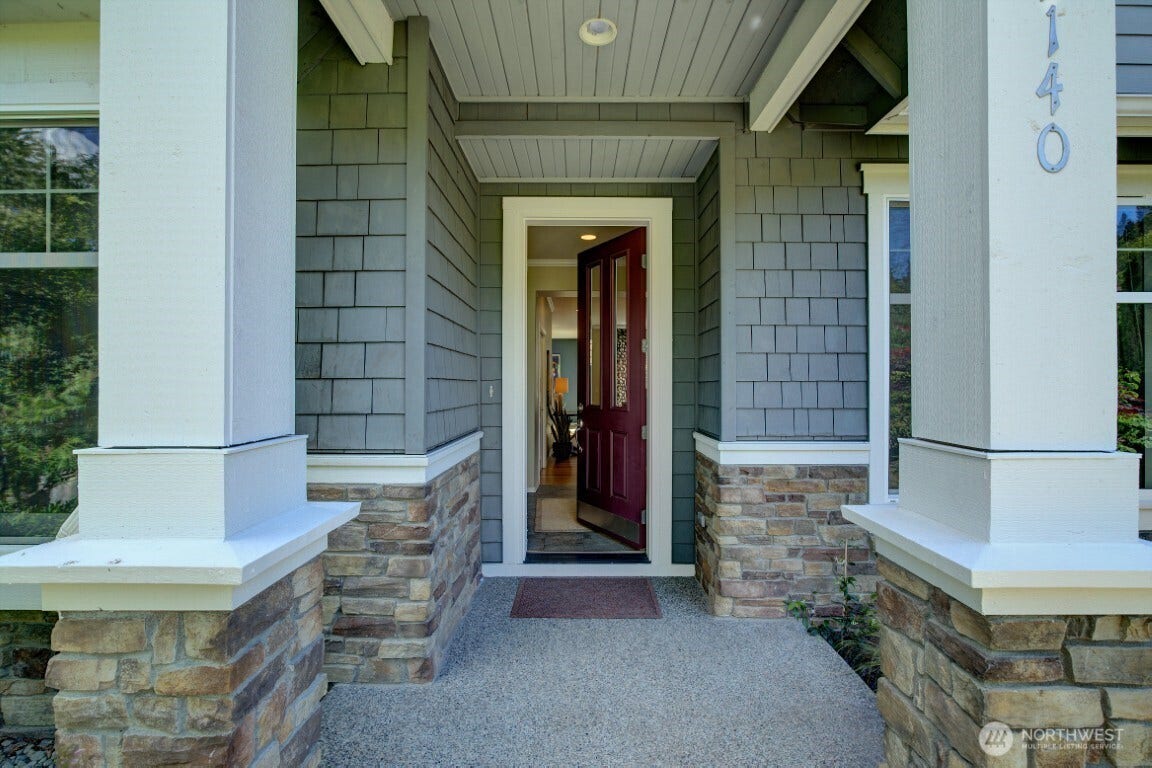 2140 NW Far Country Lane, Issaquah, WA 98027