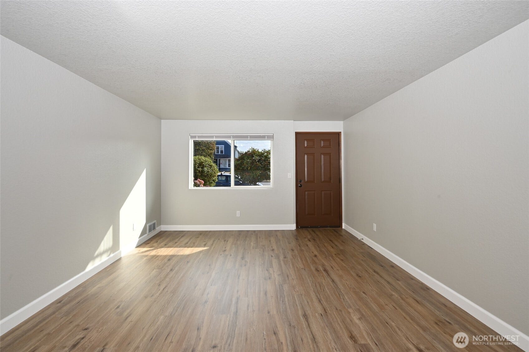 2210 2212 Colby Avenue, Everett, WA 98204
