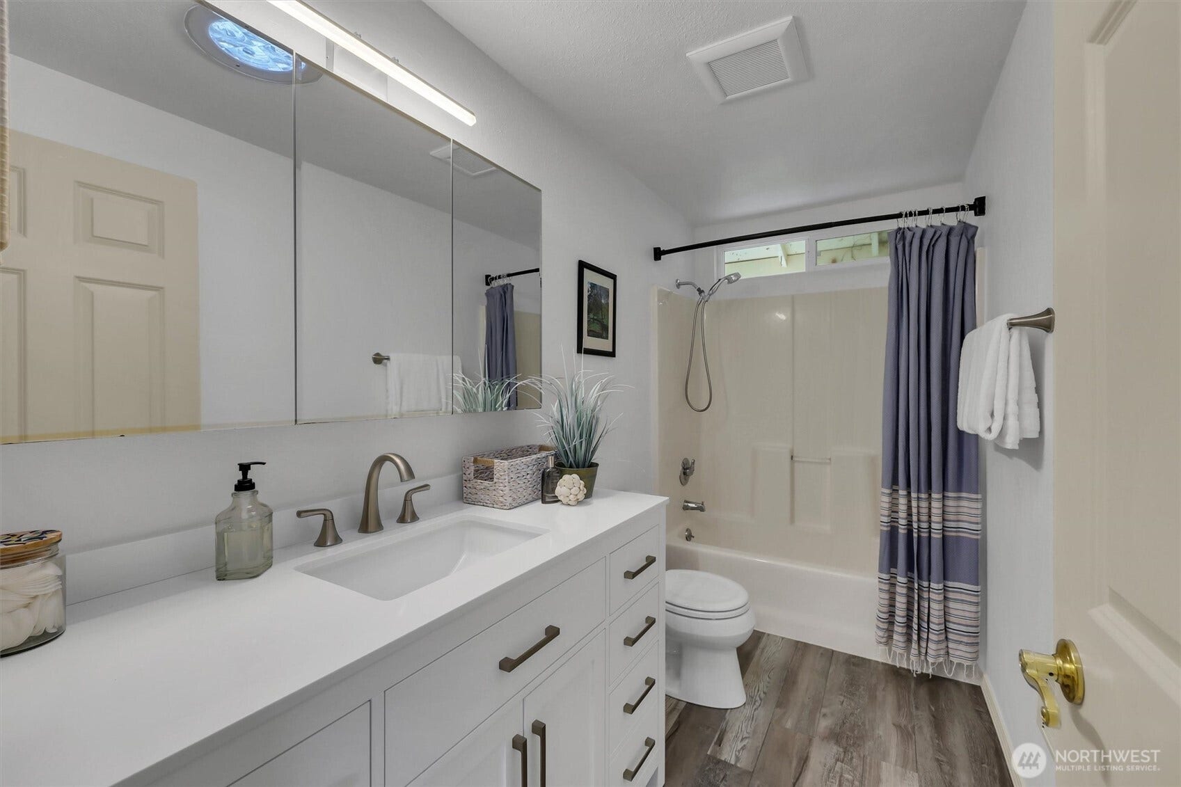 44525 SE 145th Street, North Bend, WA 98045 44525 SE 145th Street, North Bend, WA 98045