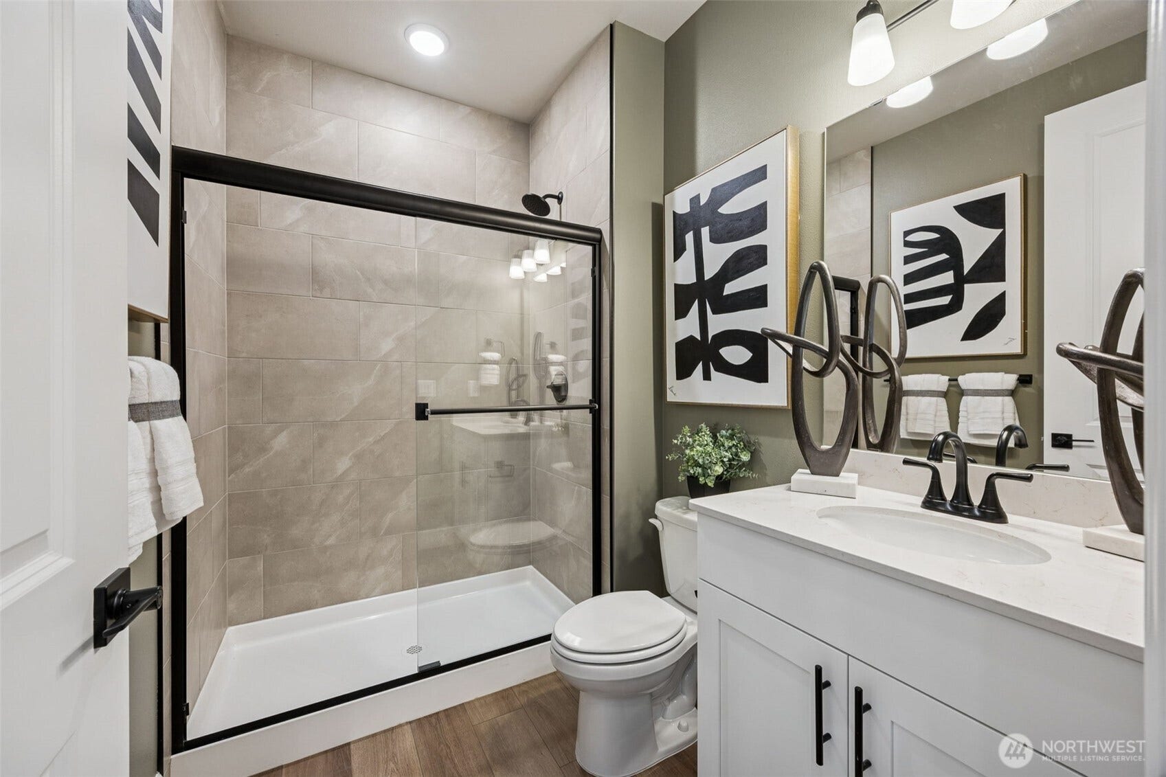 13908 Uplands Place E, #40, Puyallup, WA 98374 13908 Uplands Place E, #40, Puyallup, WA 98374
