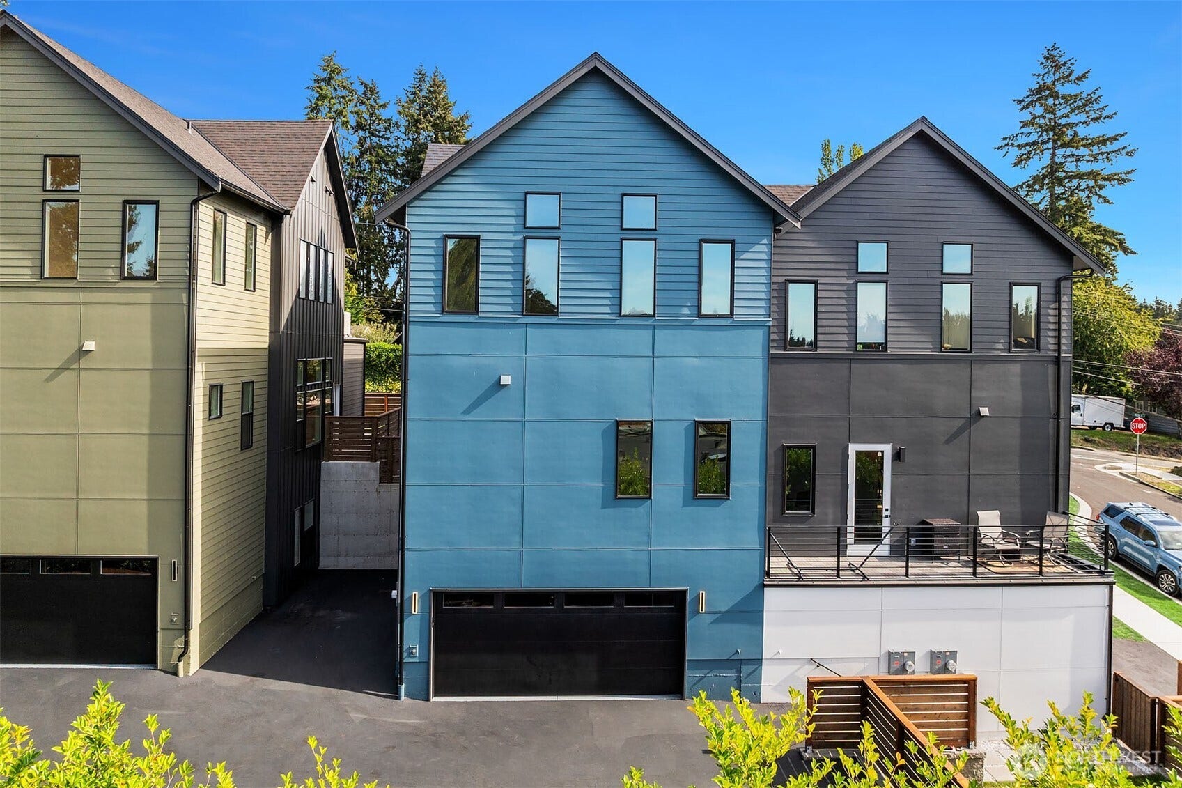 18603 B 104th Avenue NE, Bothell, WA 98011