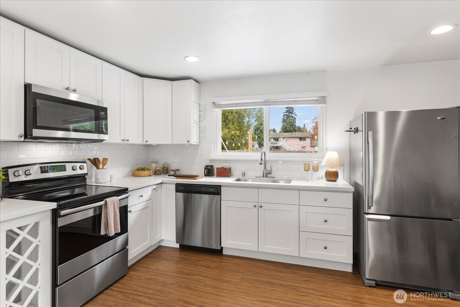 619 93rd Street SW, Everett, WA 98204 619 93rd Street SW, Everett, WA 98204