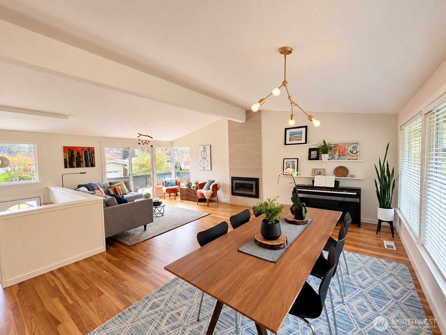 401 109th Avenue SE, Bellevue, WA 98004 401 109th Avenue SE, Bellevue, WA 98004
