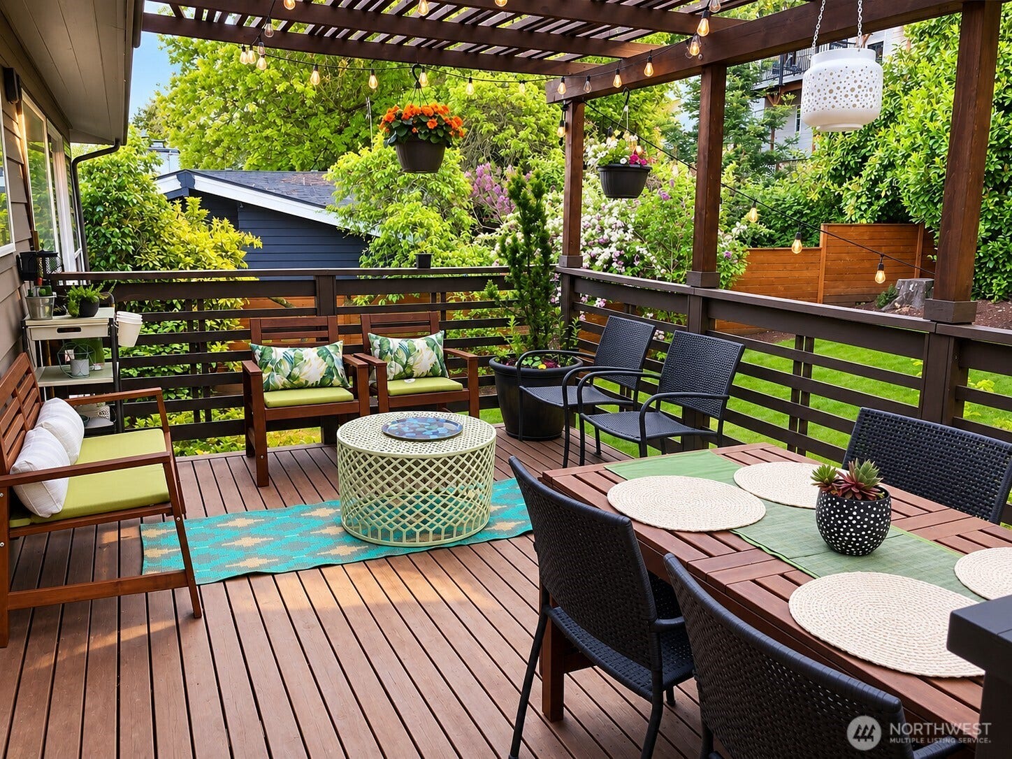 401 109th Avenue SE, Bellevue, WA 98004 401 109th Avenue SE, Bellevue, WA 98004