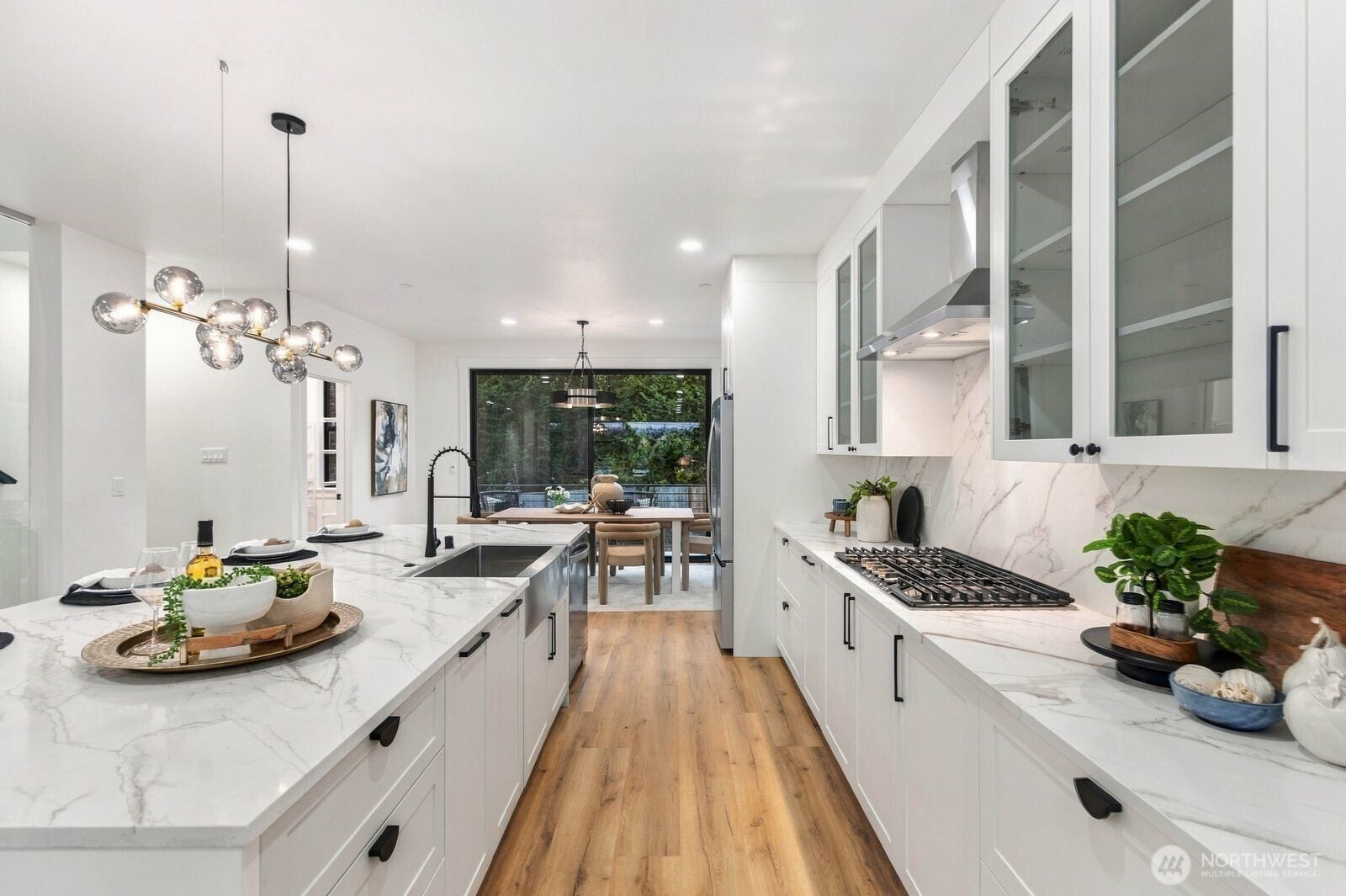 932 Duchess Road, #B-3, Bothell, WA 98012 932 Duchess Road, #B-3, Bothell, WA 98012