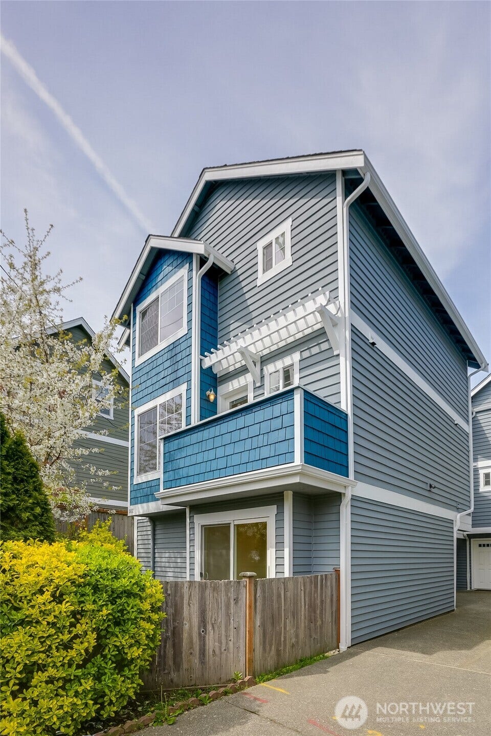 912 NW 85th Street, Seattle, WA 98117 912 NW 85th Street, Seattle, WA 98117