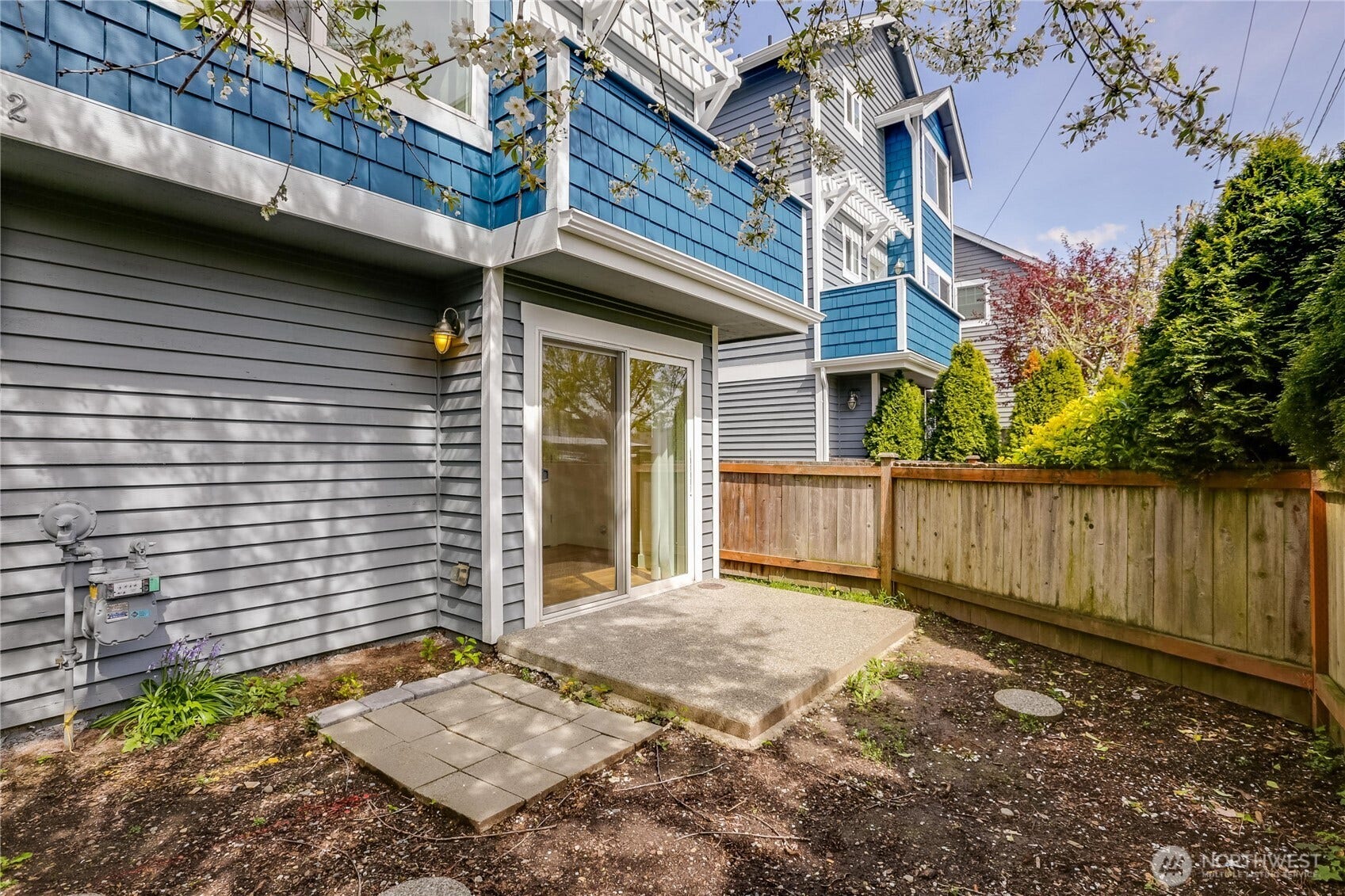 912 NW 85th Street, Seattle, WA 98117 912 NW 85th Street, Seattle, WA 98117