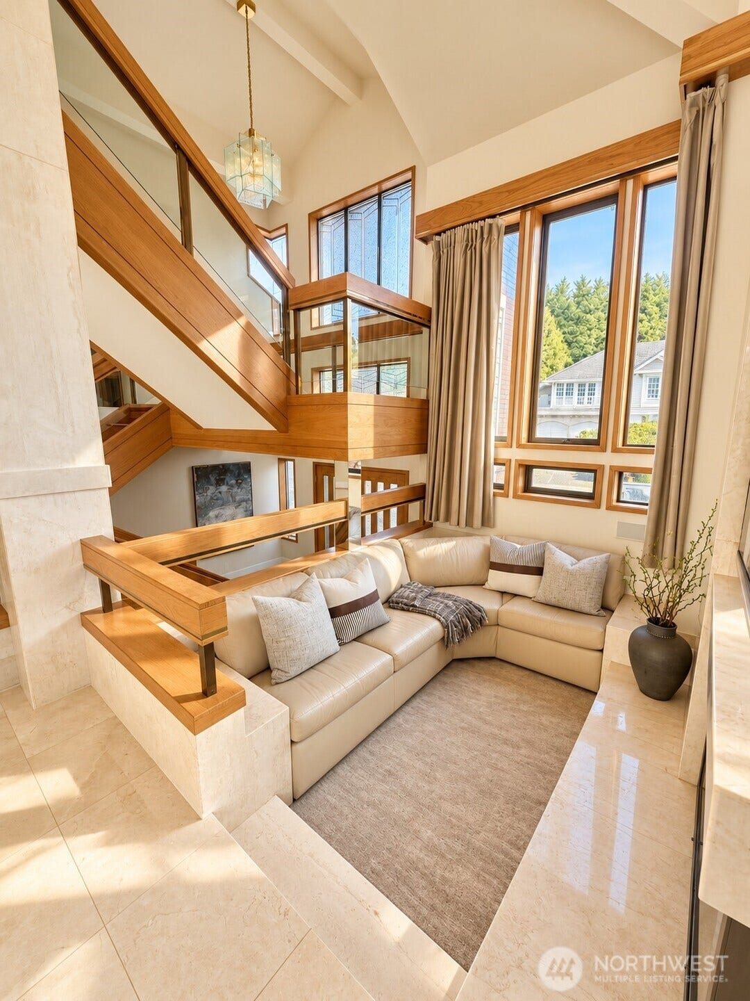 4239 206th Avenue SE, Sammamish, WA 98075 4239 206th Avenue SE, Sammamish, WA 98075