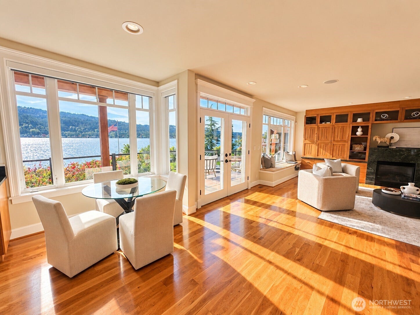 4239 206th Avenue SE, Sammamish, WA 98075 4239 206th Avenue SE, Sammamish, WA 98075