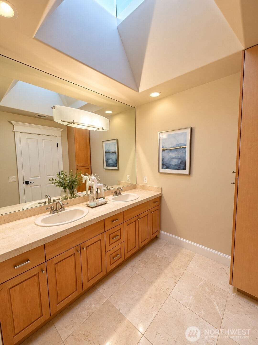 4239 206th Avenue SE, Sammamish, WA 98075 4239 206th Avenue SE, Sammamish, WA 98075