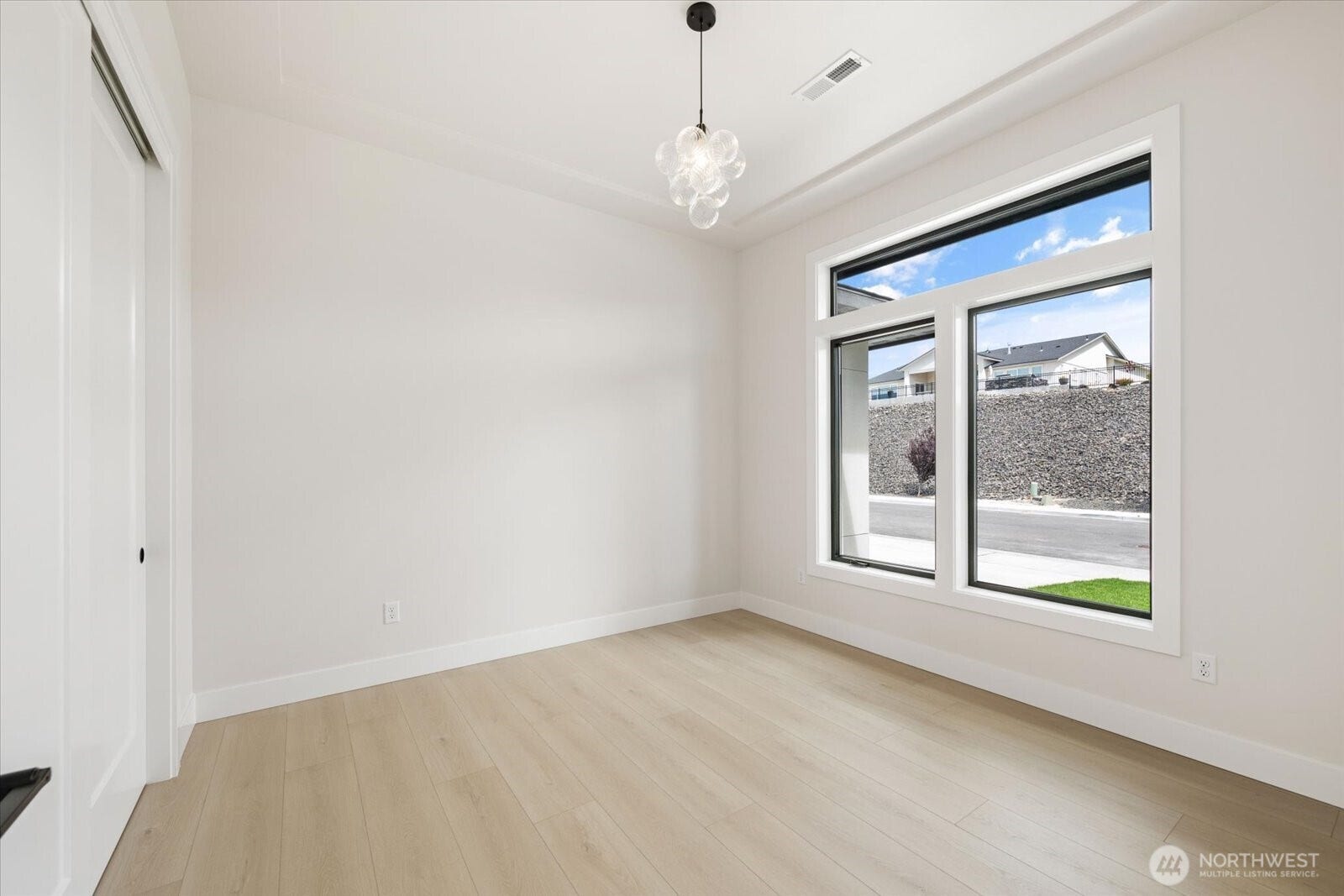 7505 W 23rd Avenue, Kennewick, WA 99338 7505 W 23rd Avenue, Kennewick, WA 99338