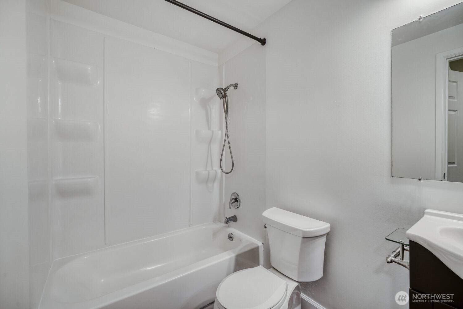 3402 I Street NE, #H202, Auburn, WA 98002