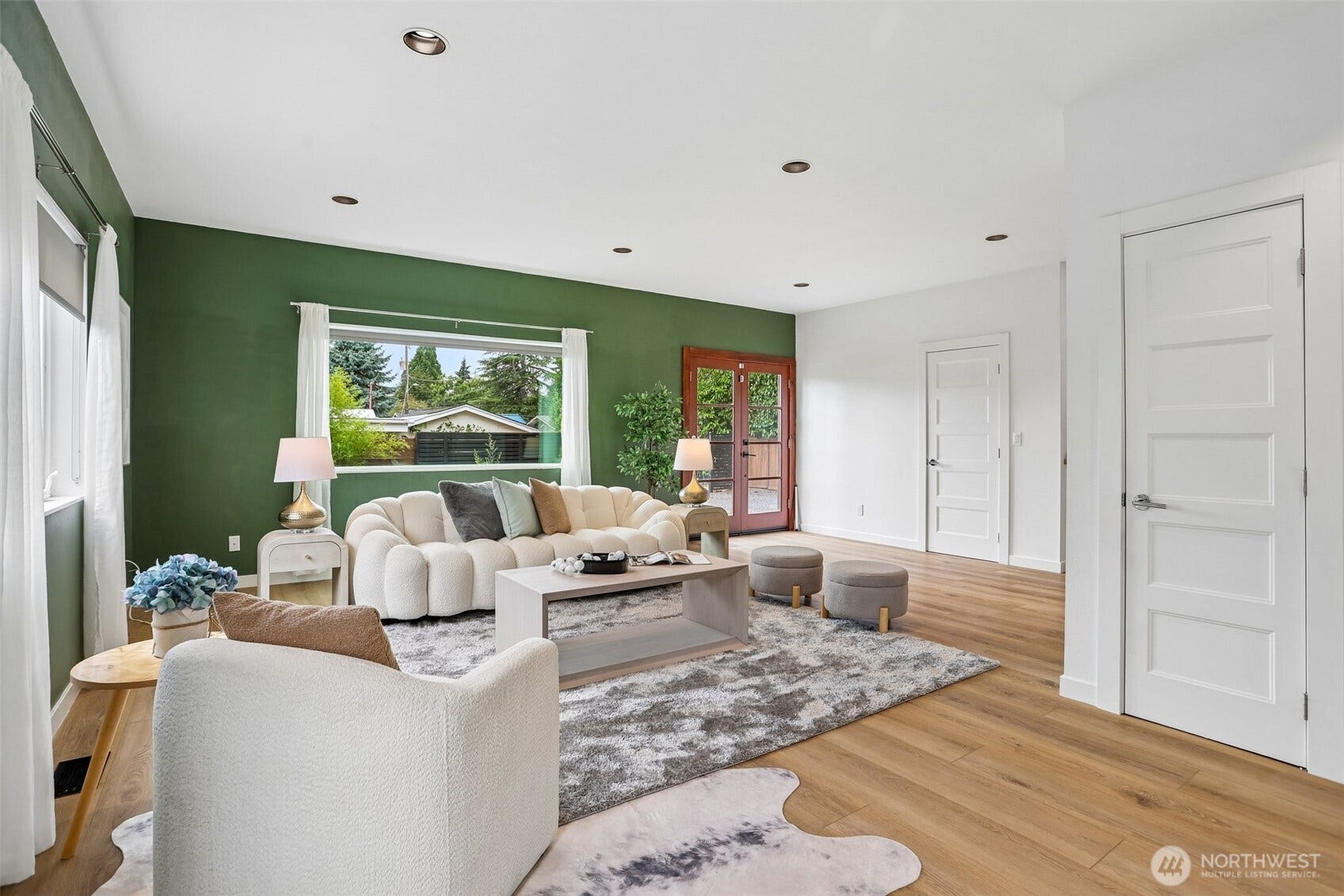 10030 37th Avenue SW, Seattle, WA 98146