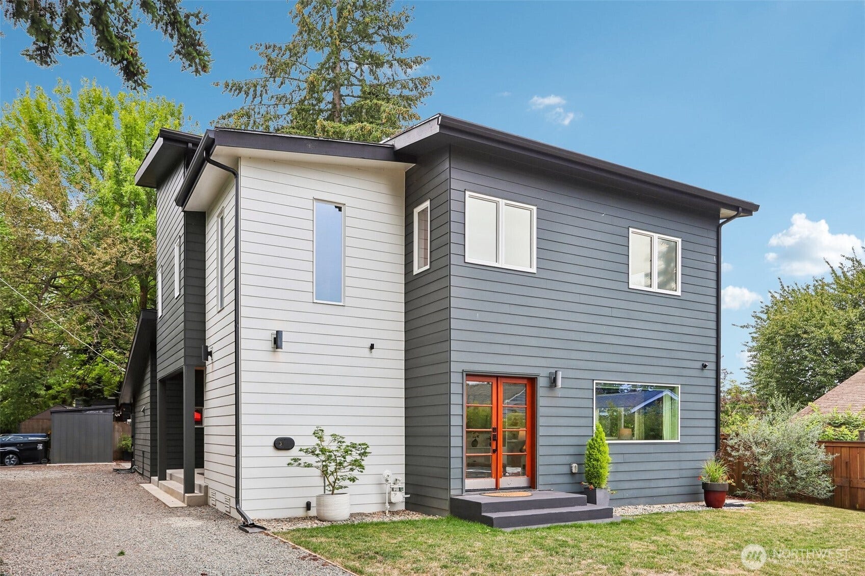 10030 37th Avenue SW, Seattle, WA 98146