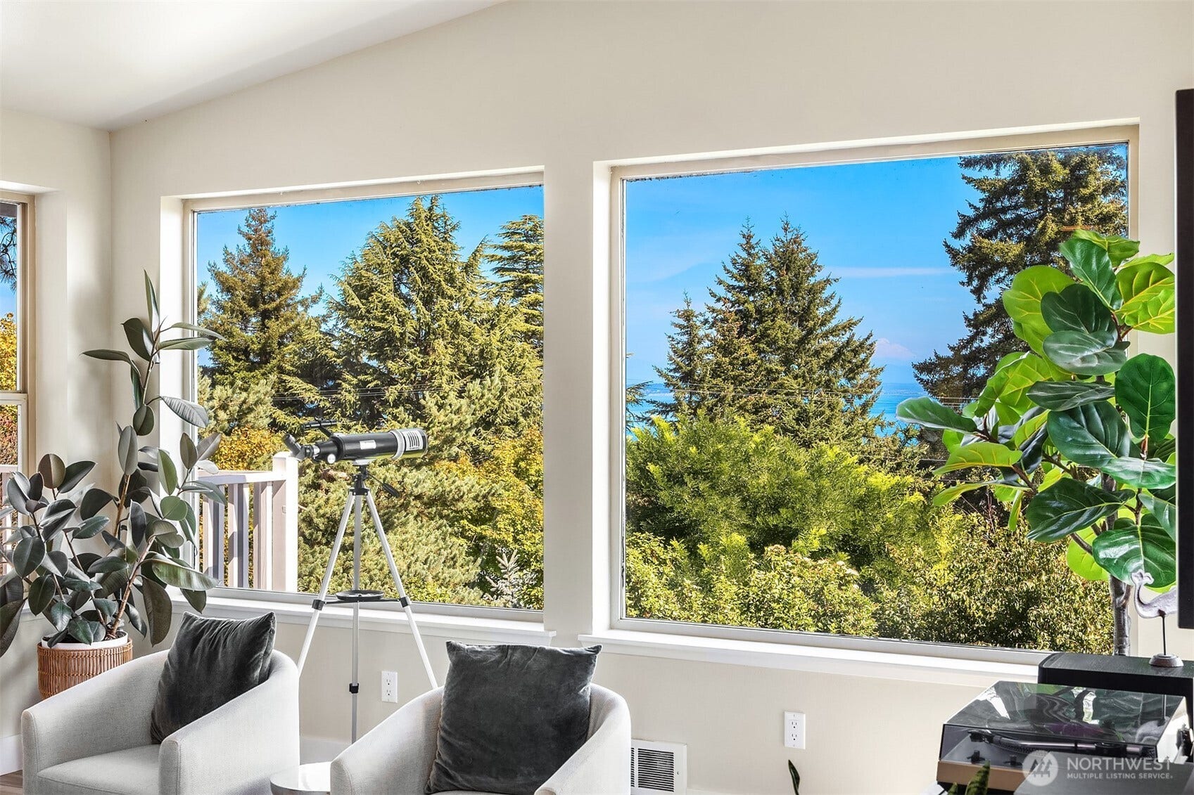 1379 SE Camano Drive, Camano Island, WA 98282