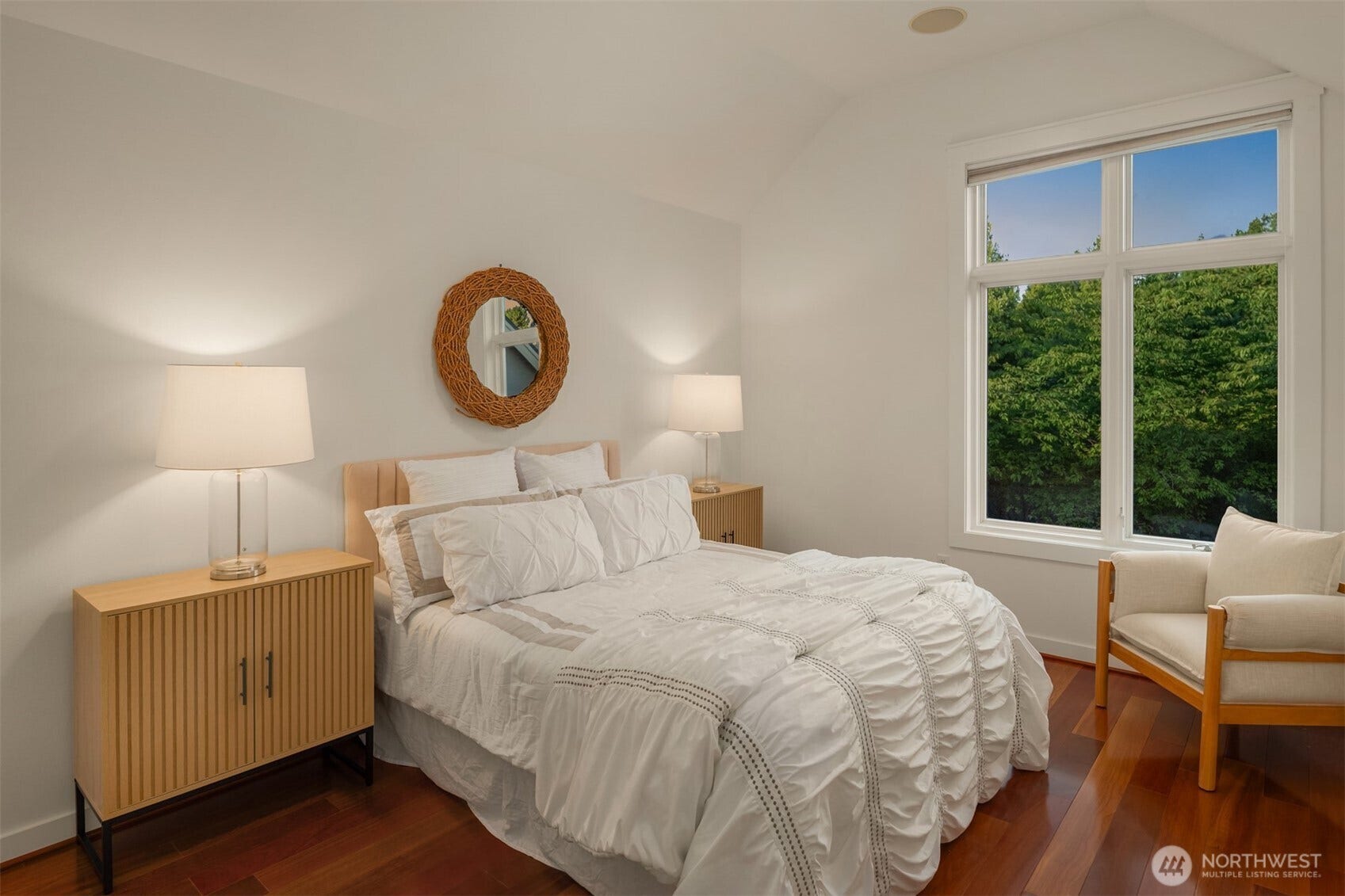 2451 204th Terrace NE, Sammamish, WA 98074 2451 204th Terrace NE, Sammamish, WA 98074