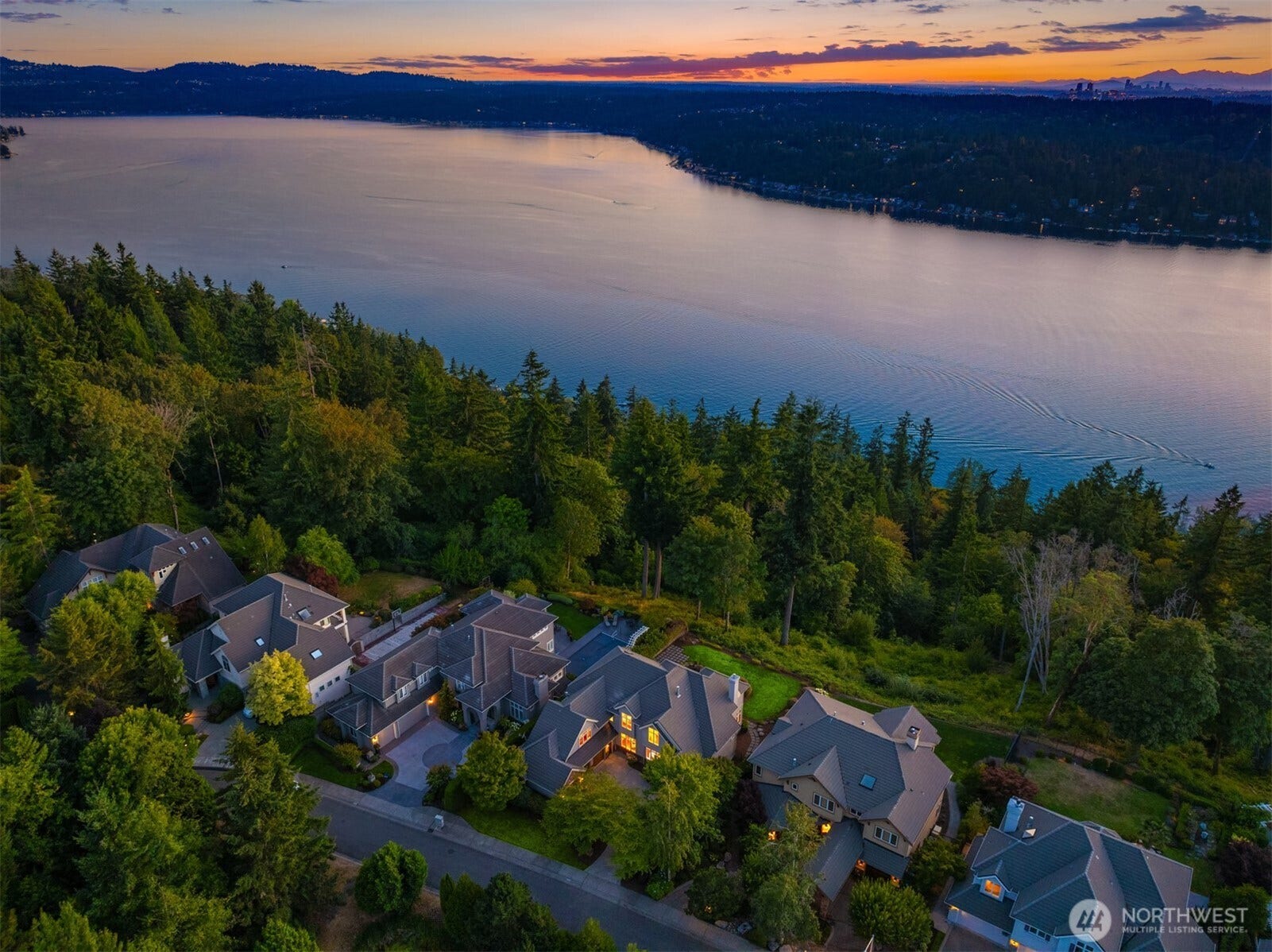 2451 204th Terrace NE, Sammamish, WA 98074 2451 204th Terrace NE, Sammamish, WA 98074