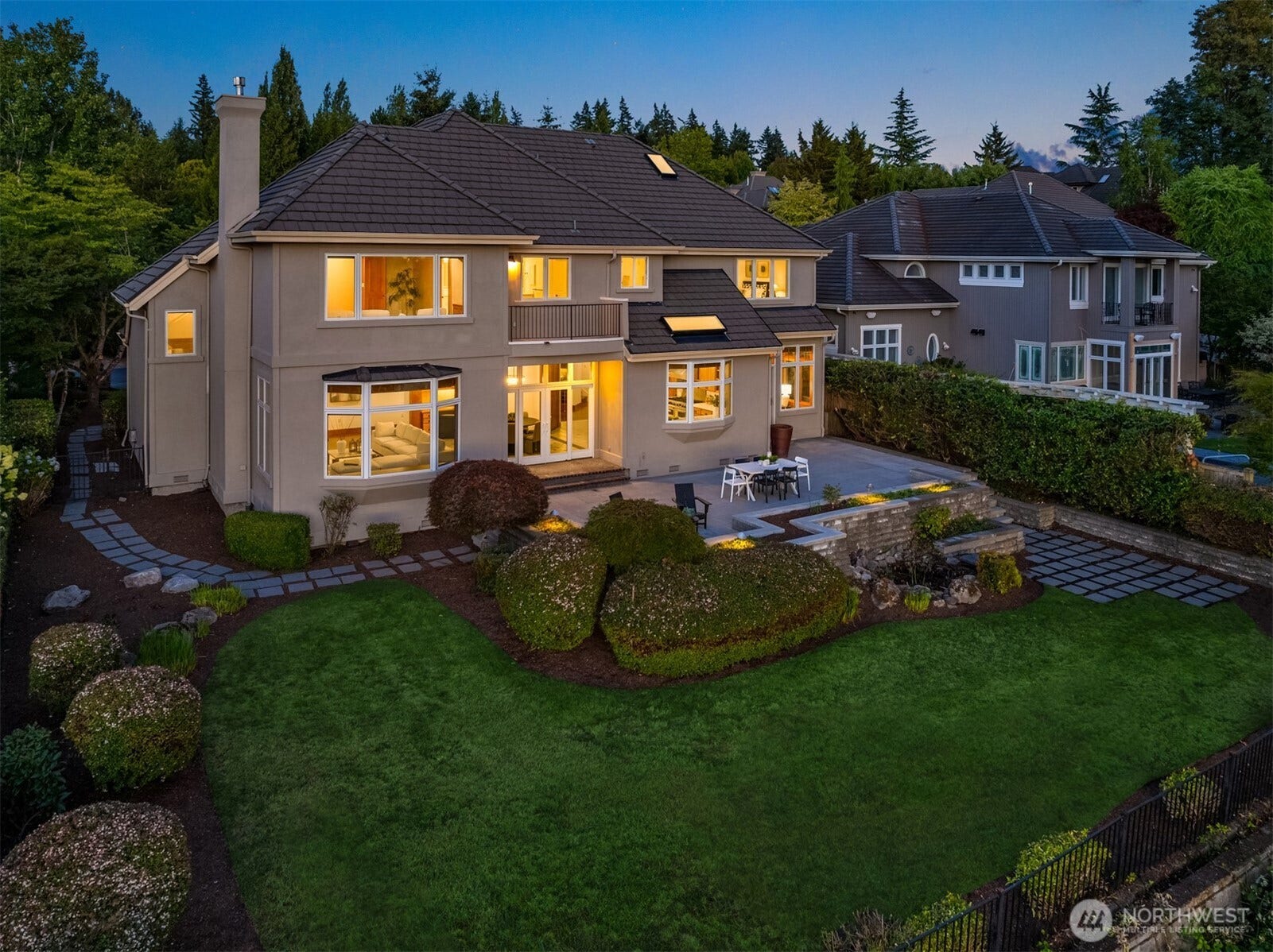 2451 204th Terrace NE, Sammamish, WA 98074 2451 204th Terrace NE, Sammamish, WA 98074