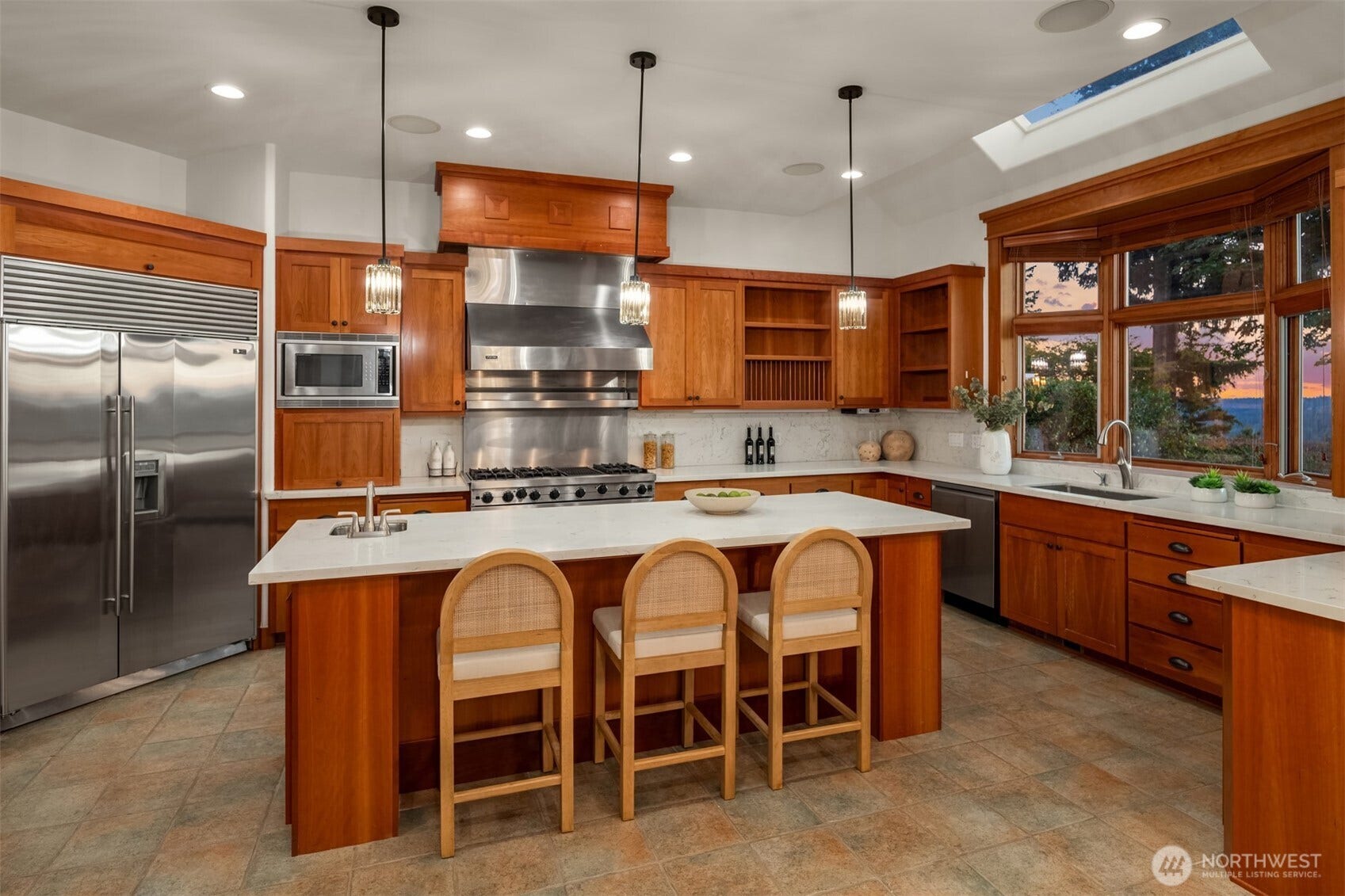2451 204th Terrace NE, Sammamish, WA 98074 2451 204th Terrace NE, Sammamish, WA 98074