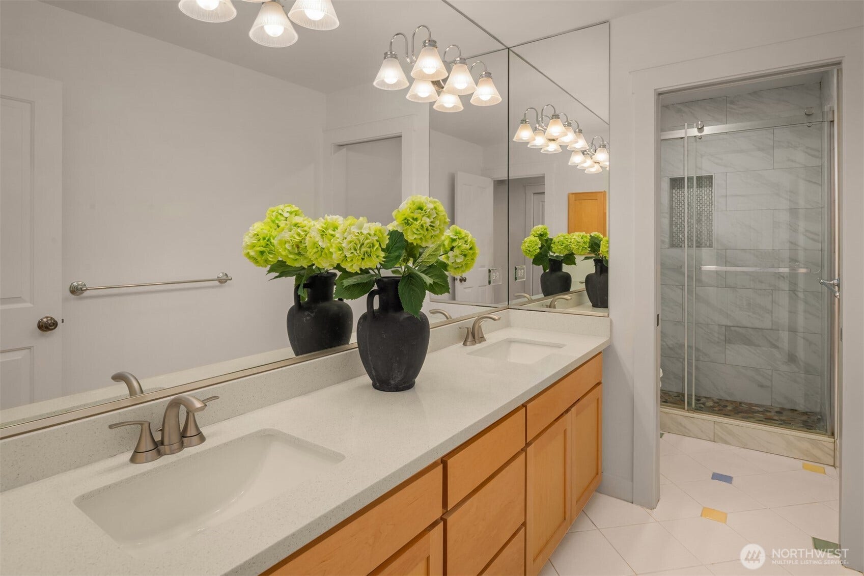 2451 204th Terrace NE, Sammamish, WA 98074 2451 204th Terrace NE, Sammamish, WA 98074