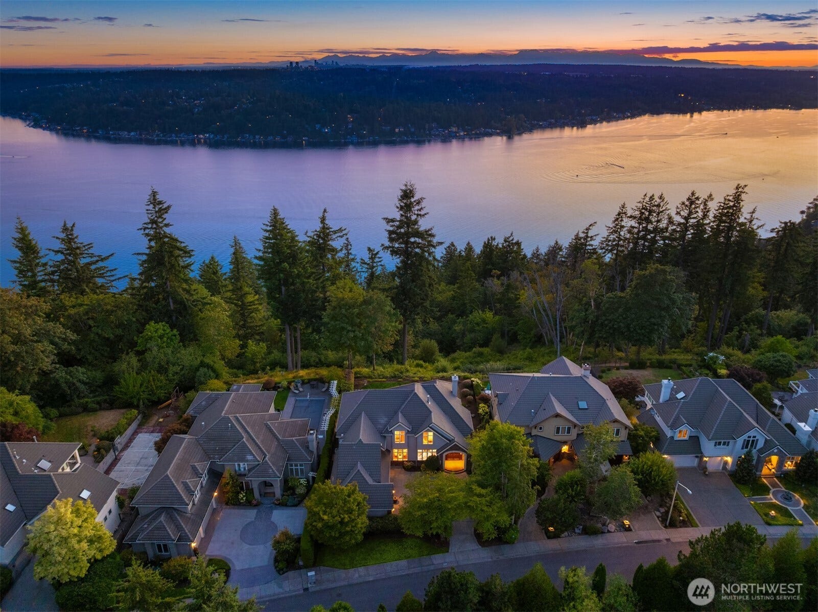 2451 204th Terrace NE, Sammamish, WA 98074 2451 204th Terrace NE, Sammamish, WA 98074