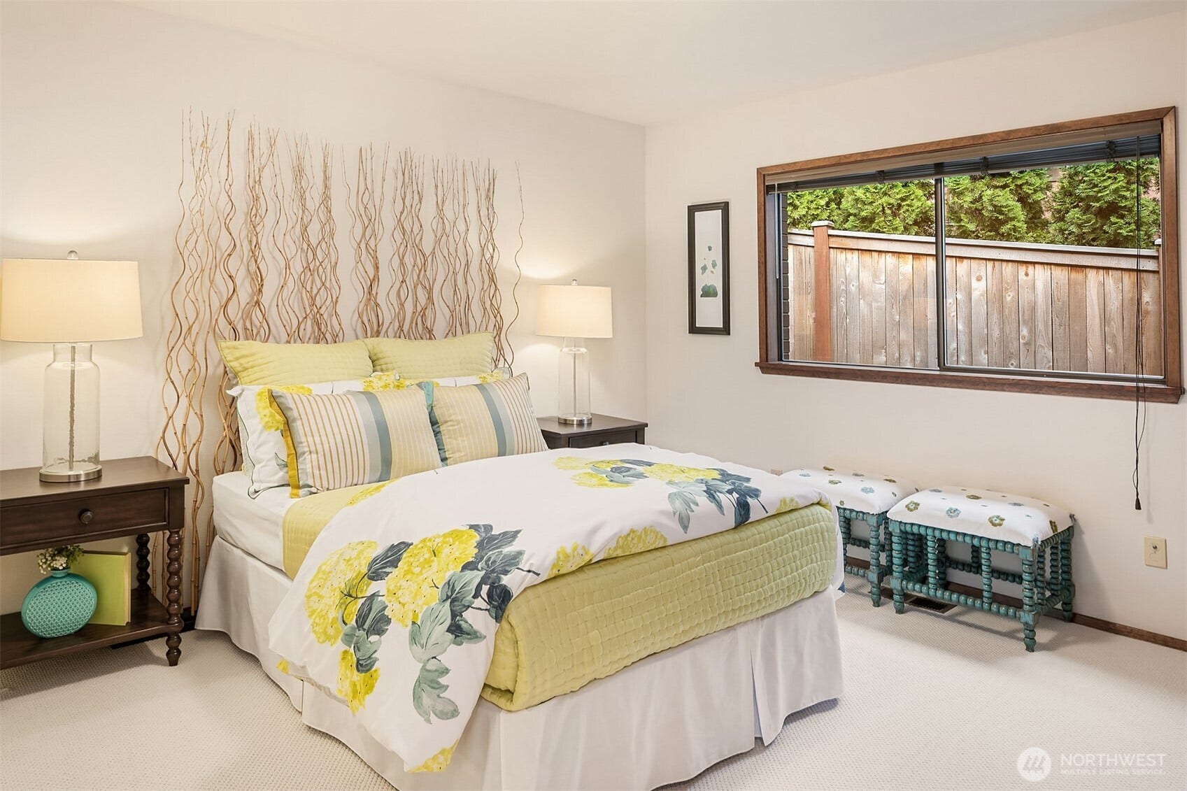 11055 SE Lake Road, Bellevue, WA 98004 11055 SE Lake Road, Bellevue, WA 98004
