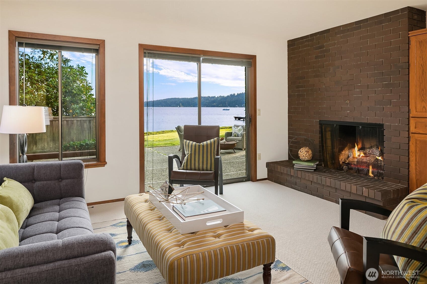 11055 SE Lake Road, Bellevue, WA 98004 11055 SE Lake Road, Bellevue, WA 98004