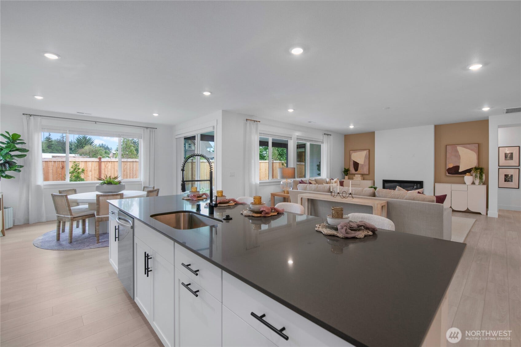 1145 Folgate Drive, Sequim, WA 98382 1145 Folgate Drive, Sequim, WA 98382