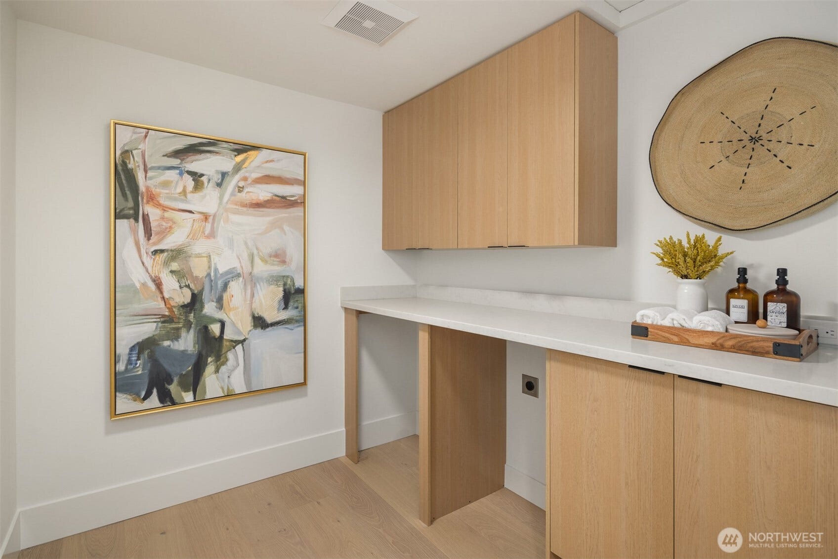 3720 80th Avenue SE, Mercer Island, WA 98040 3720 80th Avenue SE, Mercer Island, WA 98040