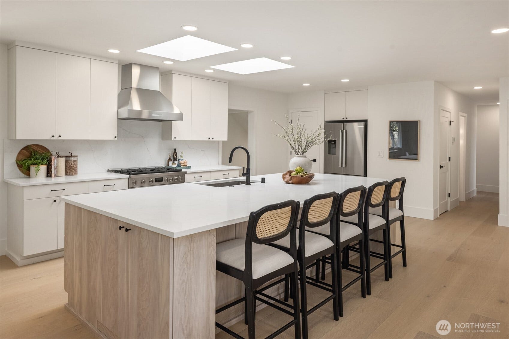 3720 80th Avenue SE, Mercer Island, WA 98040 3720 80th Avenue SE, Mercer Island, WA 98040
