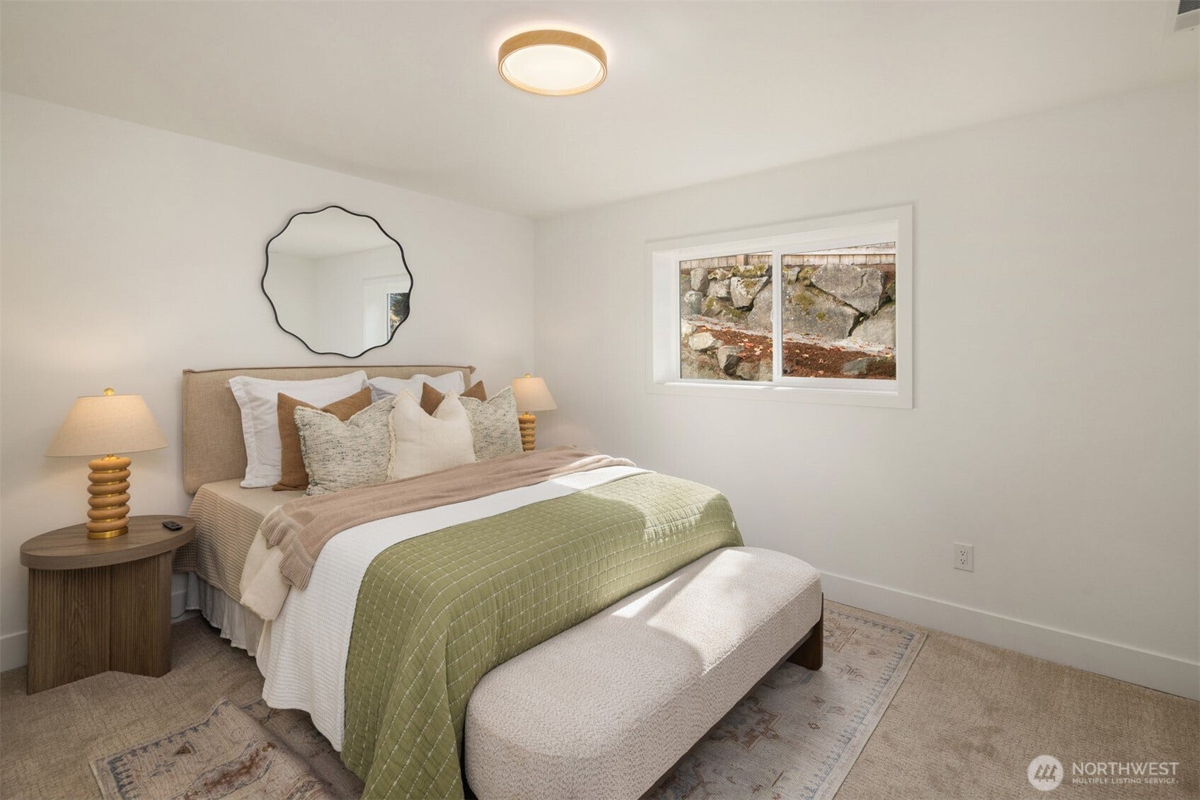 3720 80th Avenue SE, Mercer Island, WA 98040 3720 80th Avenue SE, Mercer Island, WA 98040