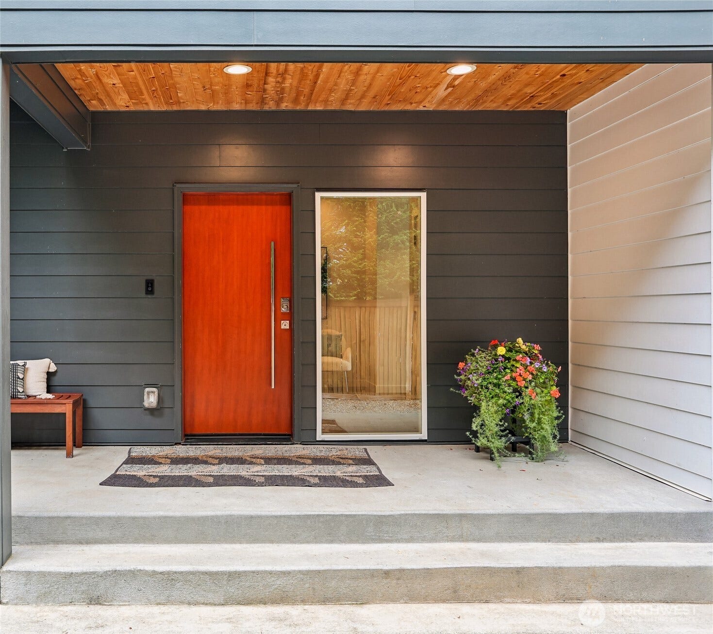 10030 37th Avenue SW, Seattle, WA 98146 10030 37th Avenue SW, Seattle, WA 98146