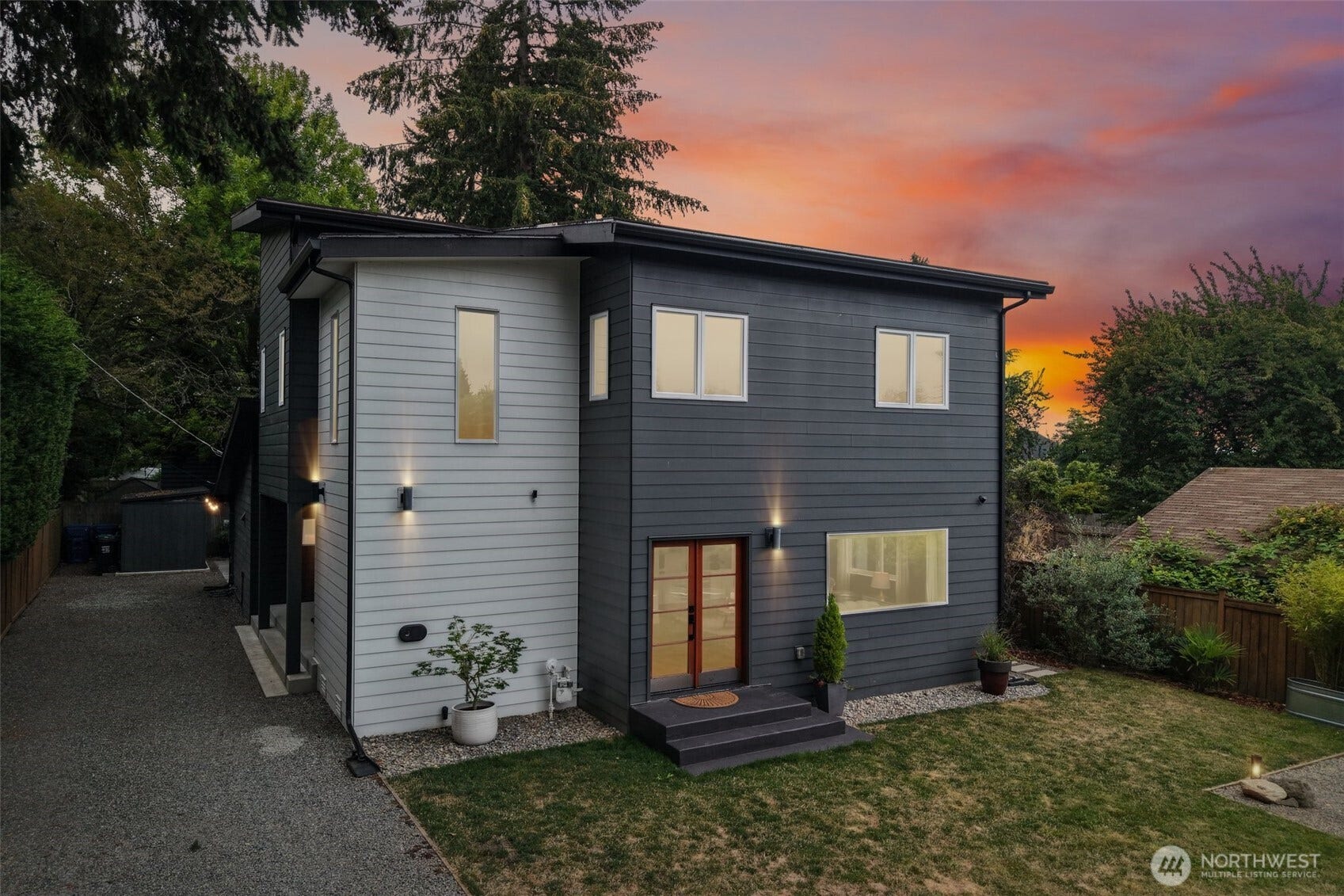 10030 37th Avenue SW, Seattle, WA 98146 10030 37th Avenue SW, Seattle, WA 98146