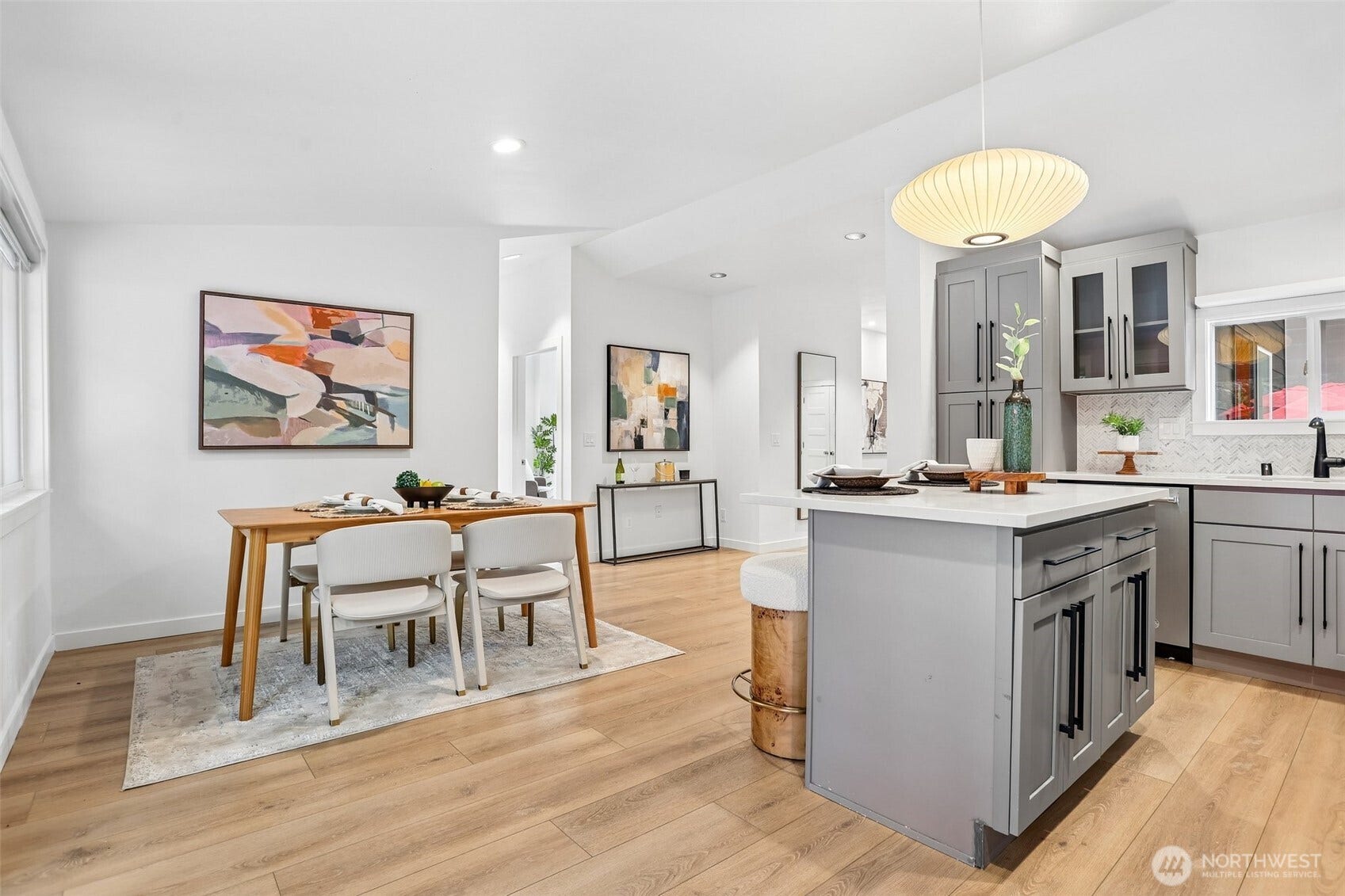 10030 37th Avenue SW, Seattle, WA 98146 10030 37th Avenue SW, Seattle, WA 98146