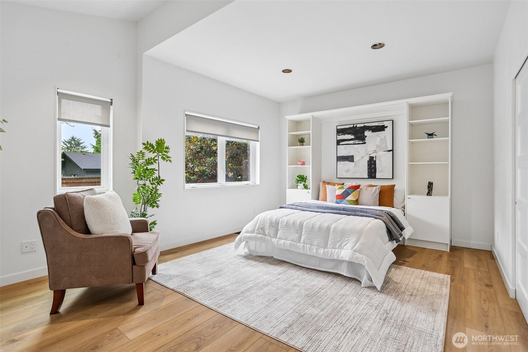 10030 37th Avenue SW, Seattle, WA 98146 10030 37th Avenue SW, Seattle, WA 98146