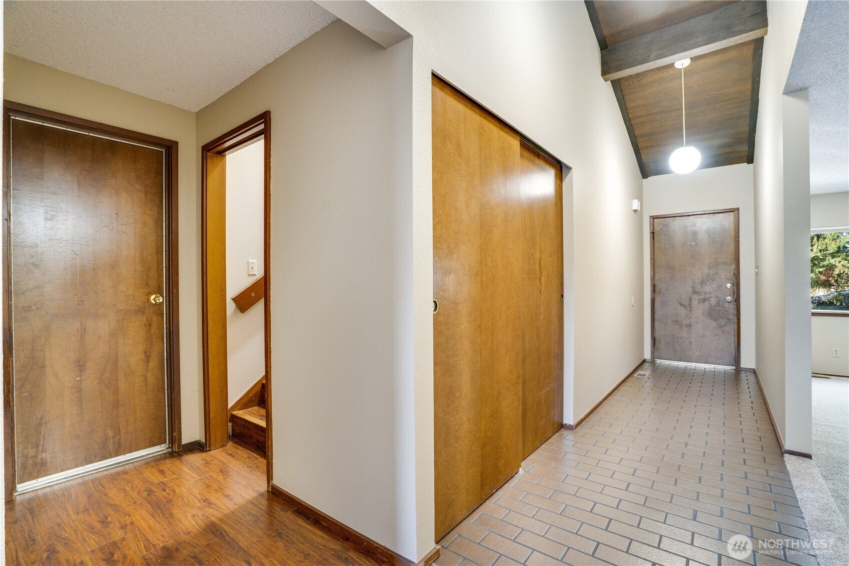 3023 Bridgeport Way W, #B, University Place, WA 98466 Spacious Coat Closet and Entry