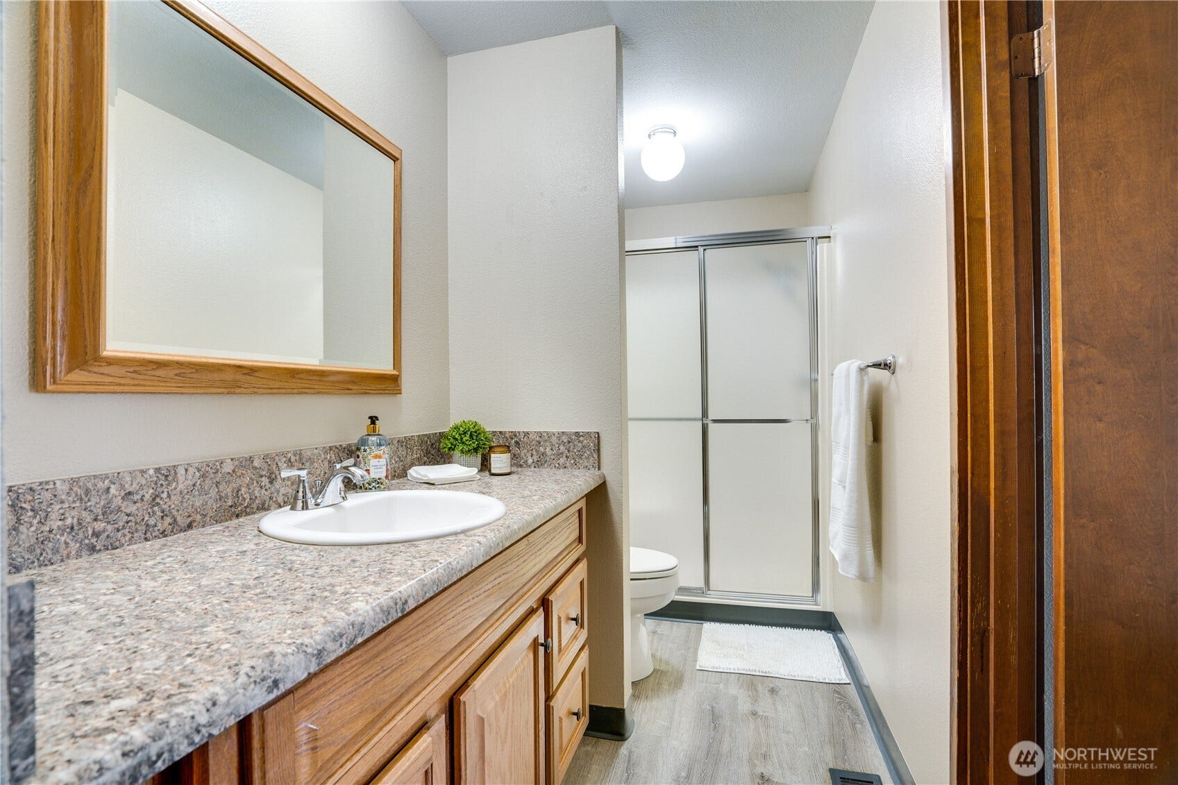 3023 Bridgeport Way W, #B, University Place, WA 98466 Hall Bath with Door to Bedroom 1 and Hallway
